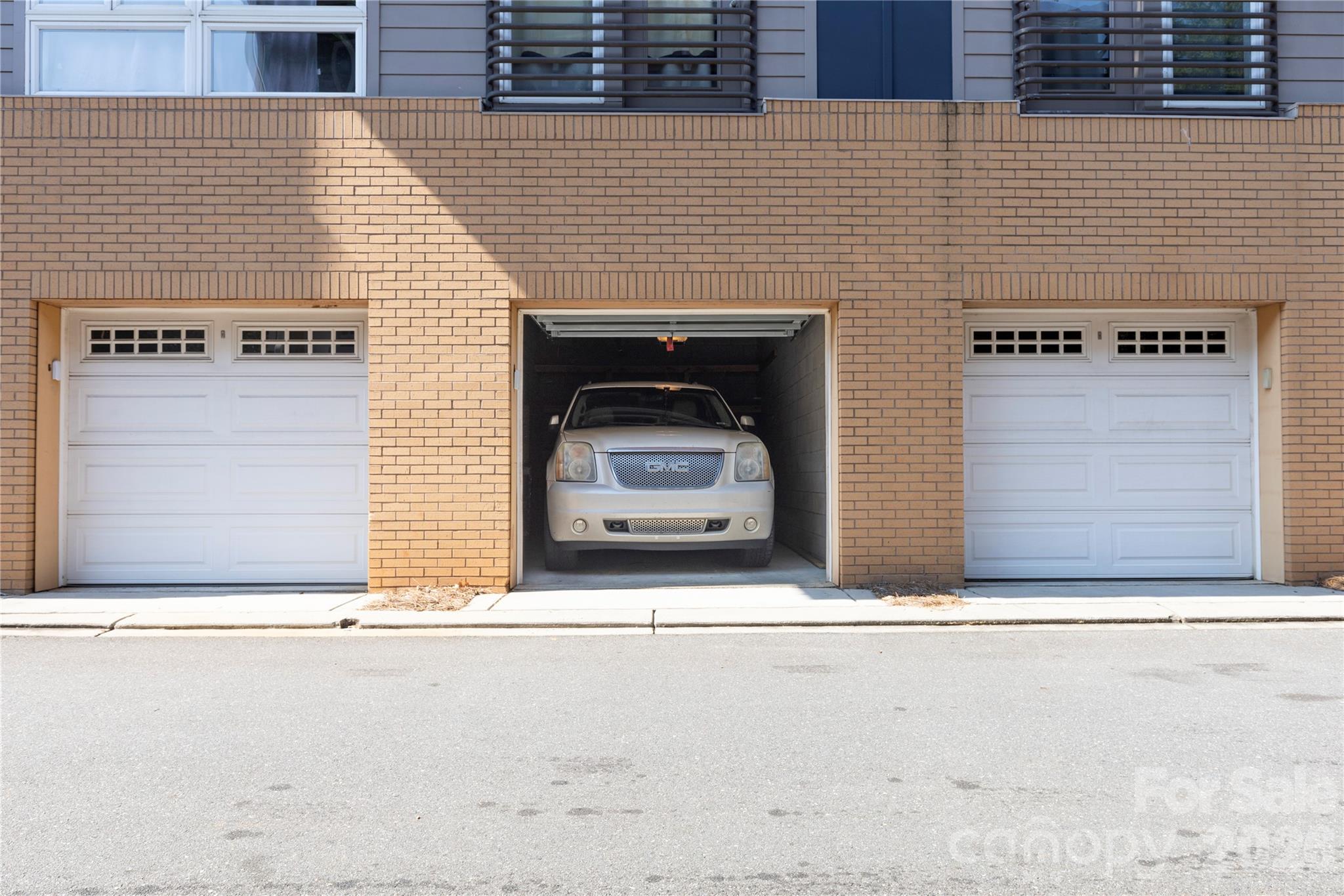 300 Magnolia Avenue #202 — Charlotte