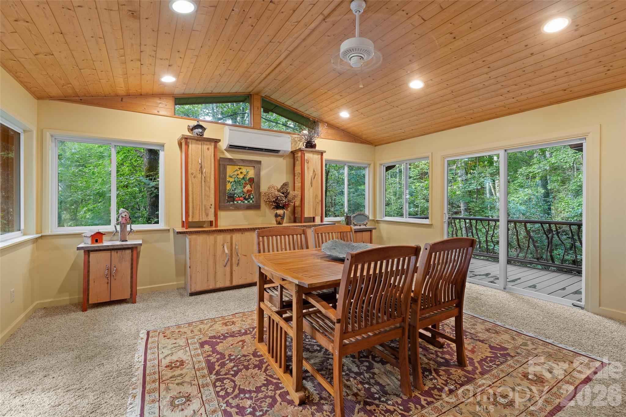 219 Kentwood Lane — Pisgah Forest