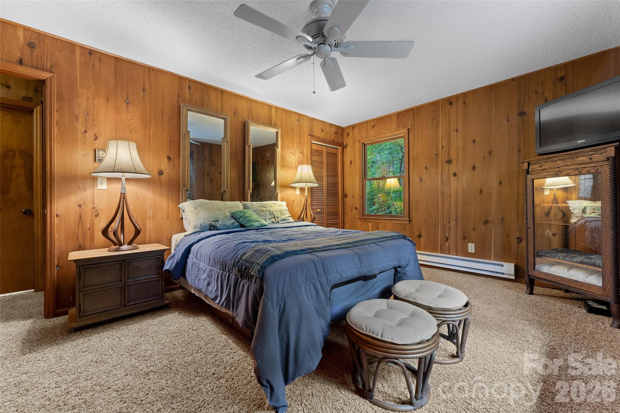 219 Kentwood Lane — Pisgah Forest
