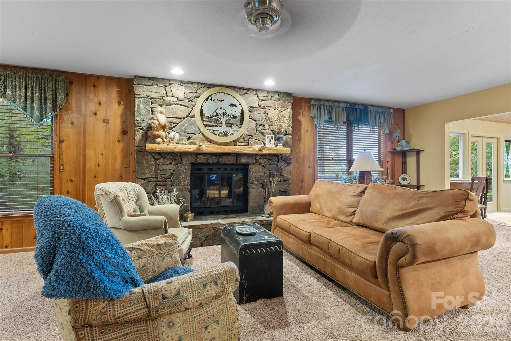 219 Kentwood Lane — Pisgah Forest
