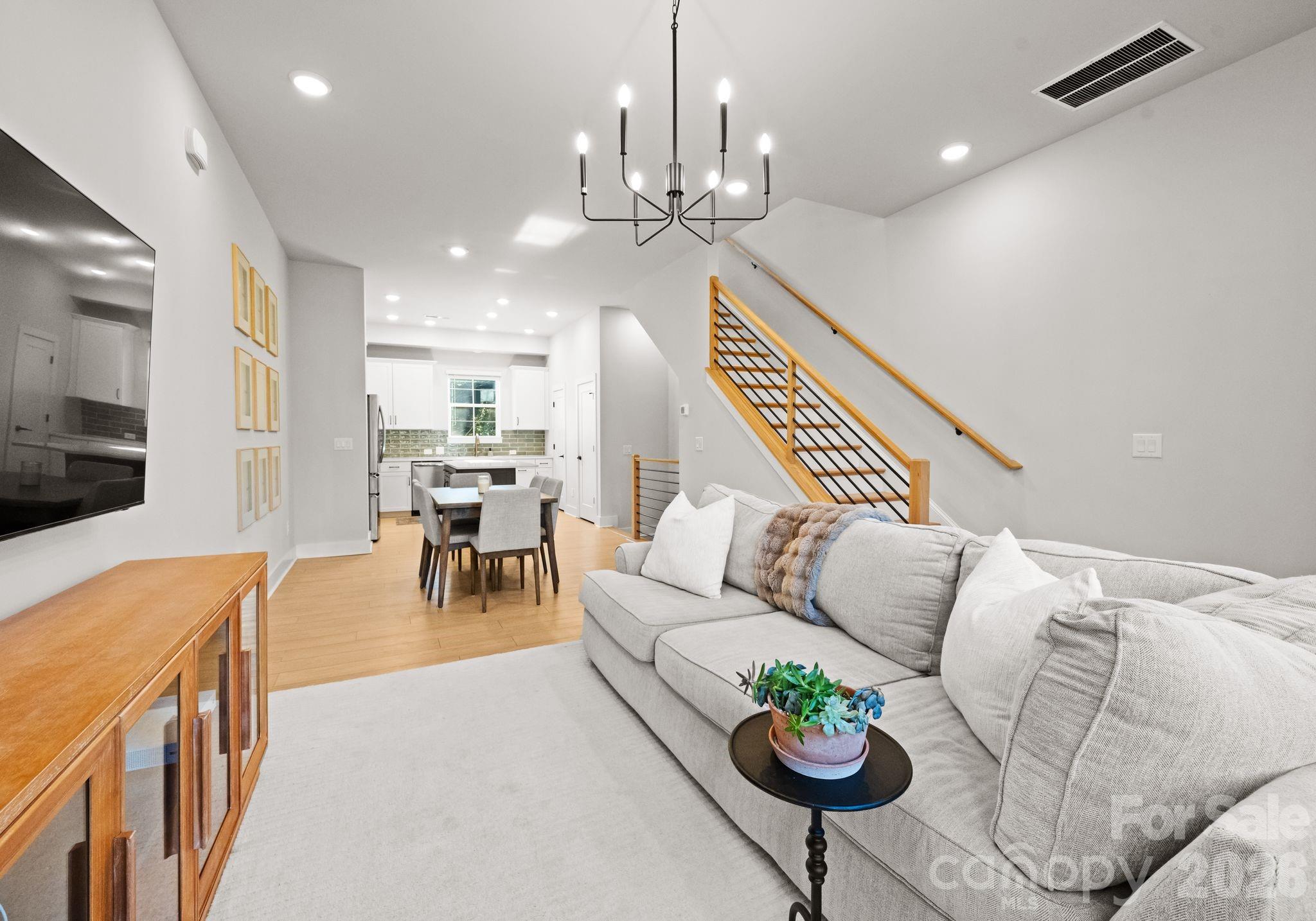 1216 Craig View Way — Charlotte
