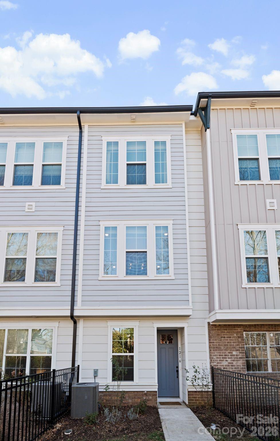 1216 Craig View Way — Charlotte