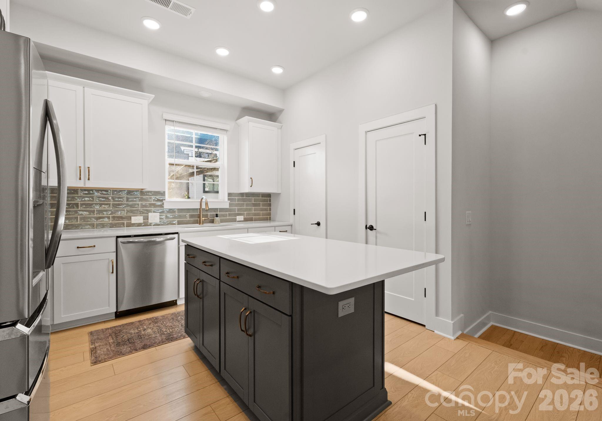1216 Craig View Way — Charlotte