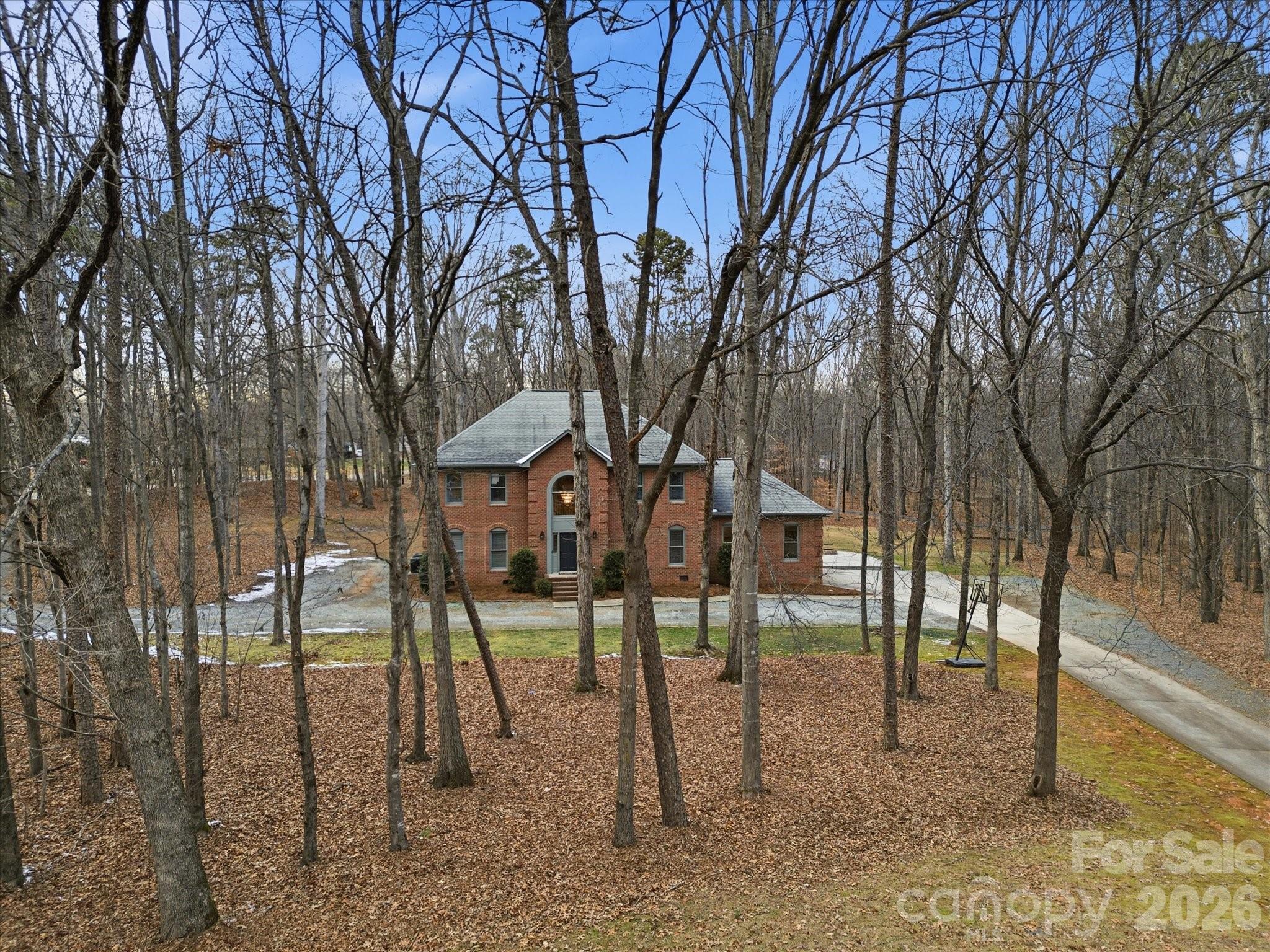 6700 Tree Hill Road — Matthews
