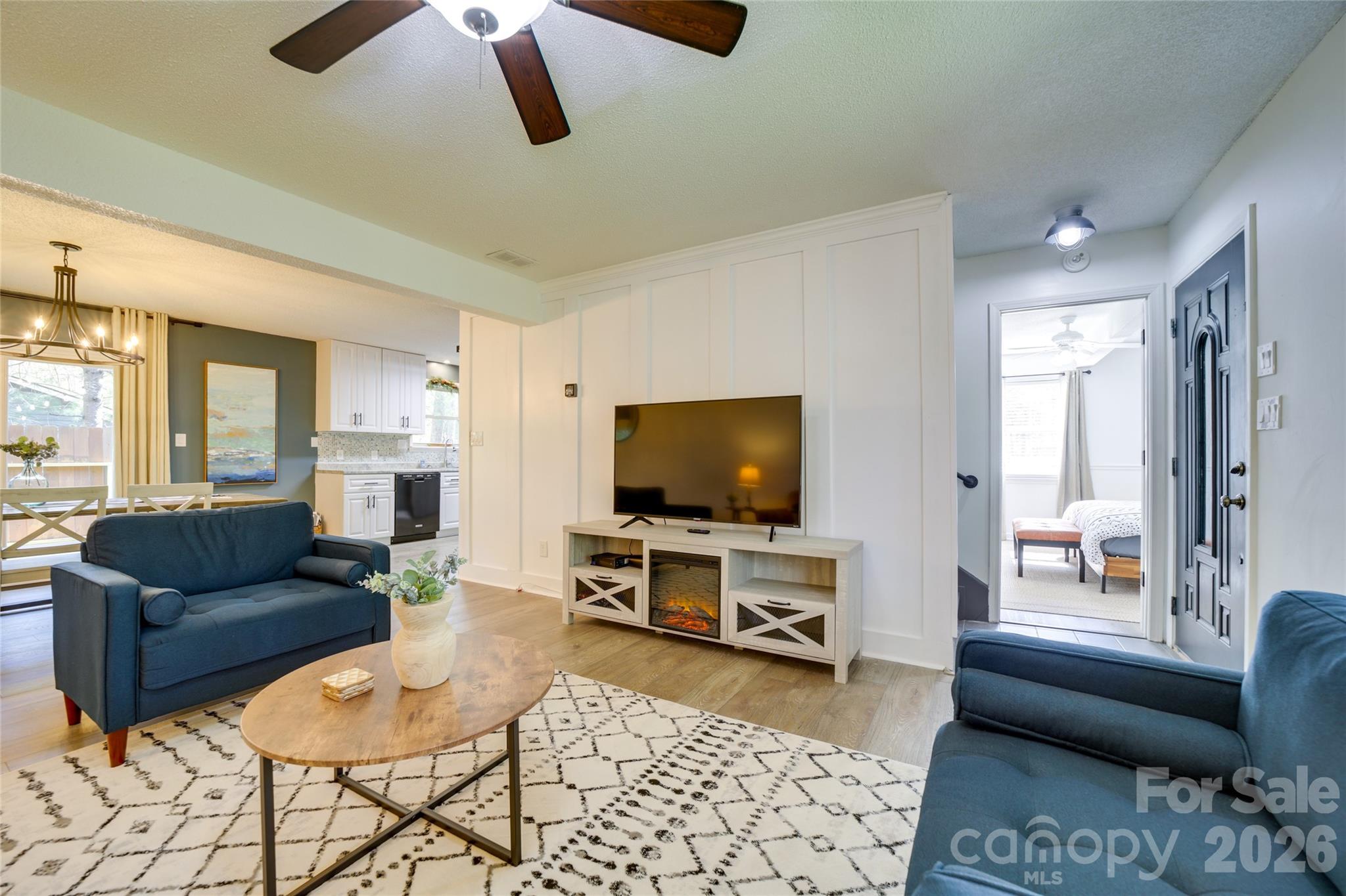 24 Oakwood Road — Candler