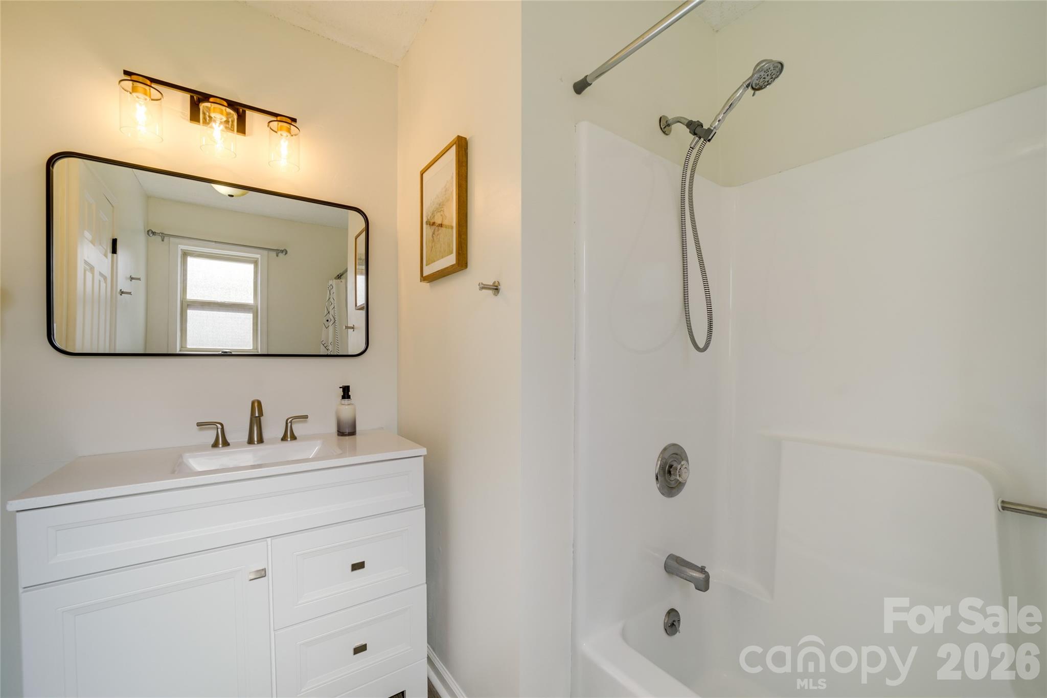 24 Oakwood Road — Candler