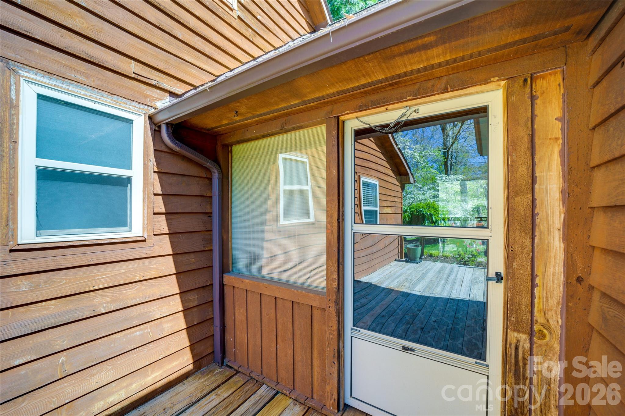 24 Oakwood Road — Candler