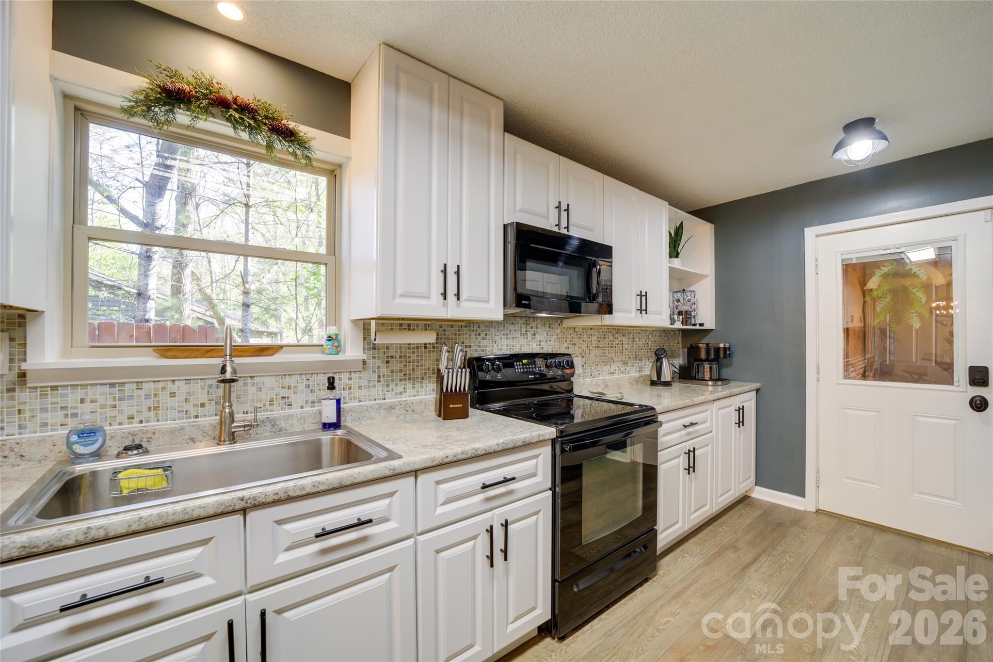 24 Oakwood Road — Candler