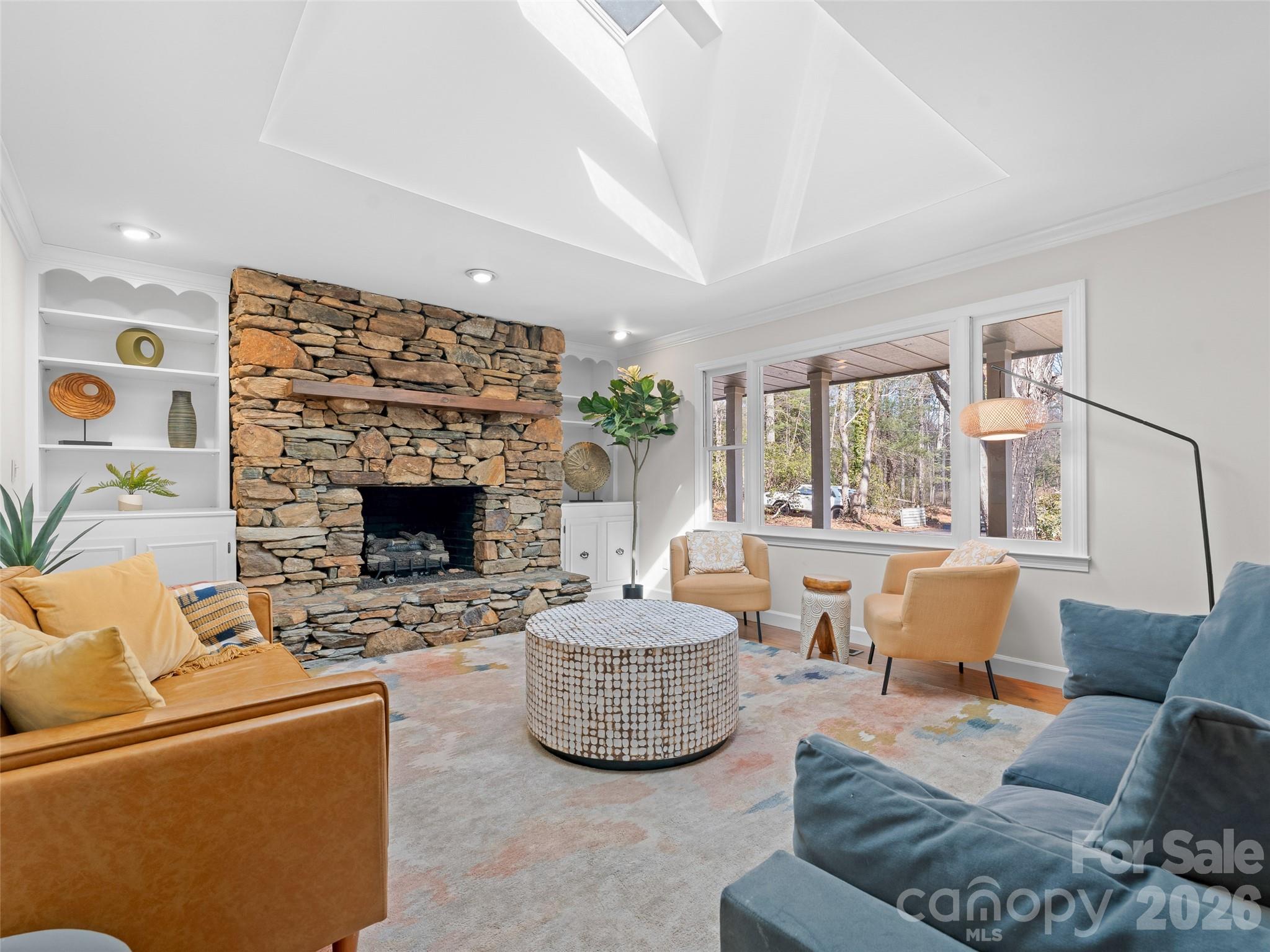 4030 Little River Road — Hendersonville