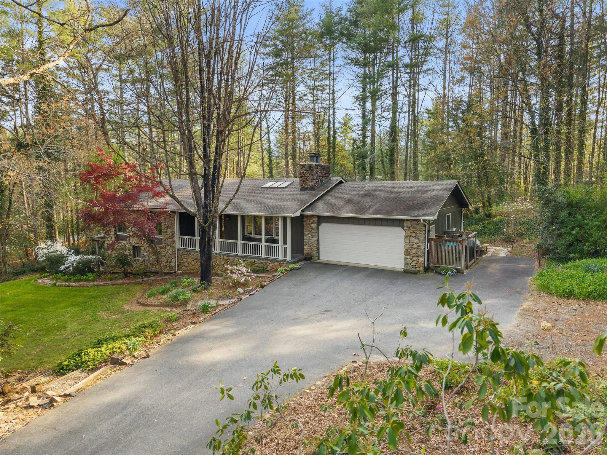 4030 Little River Road — Hendersonville