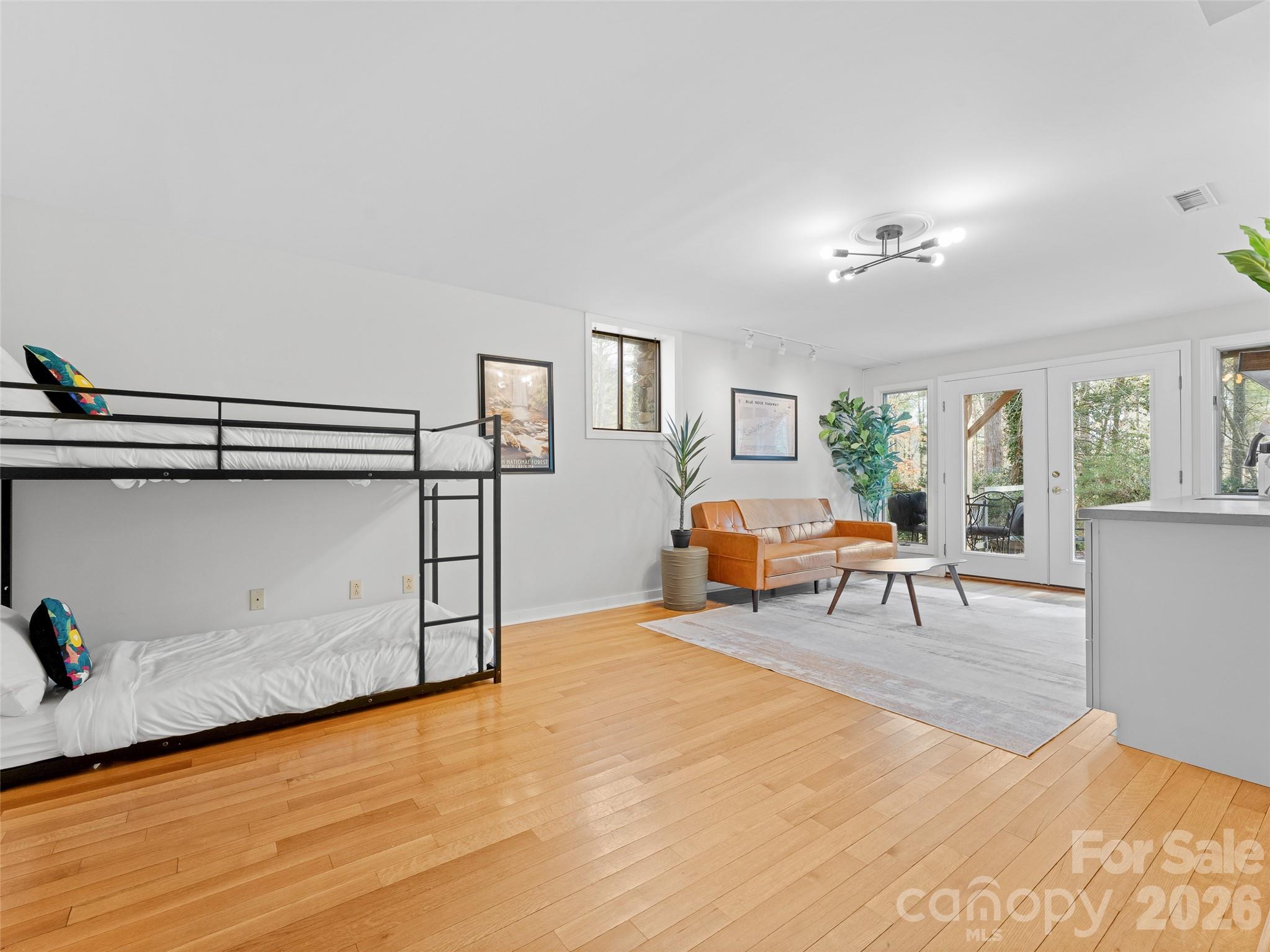 4030 Little River Road — Hendersonville