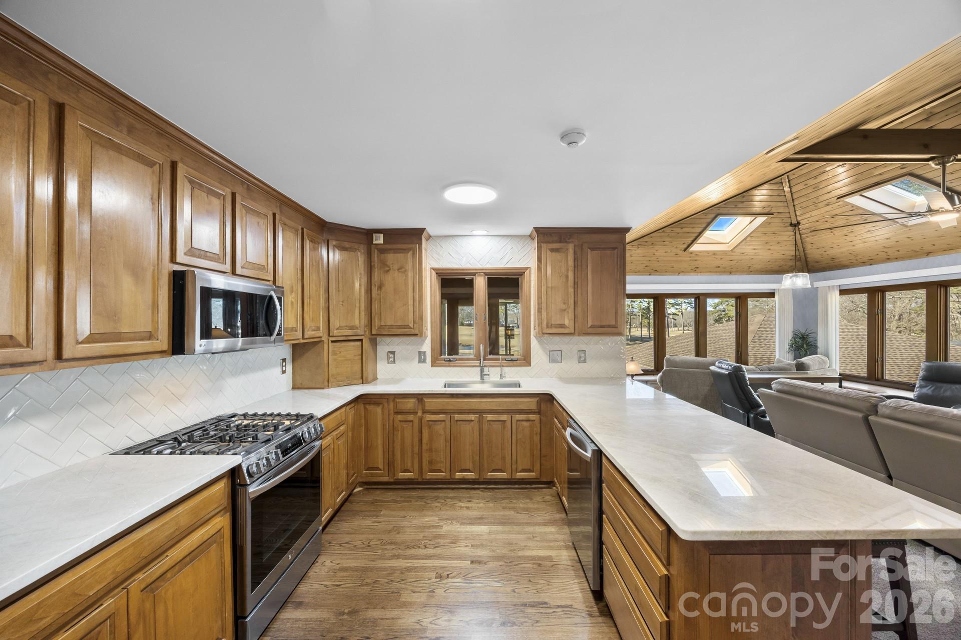 1419 Stoneyridge Drive — Charlotte