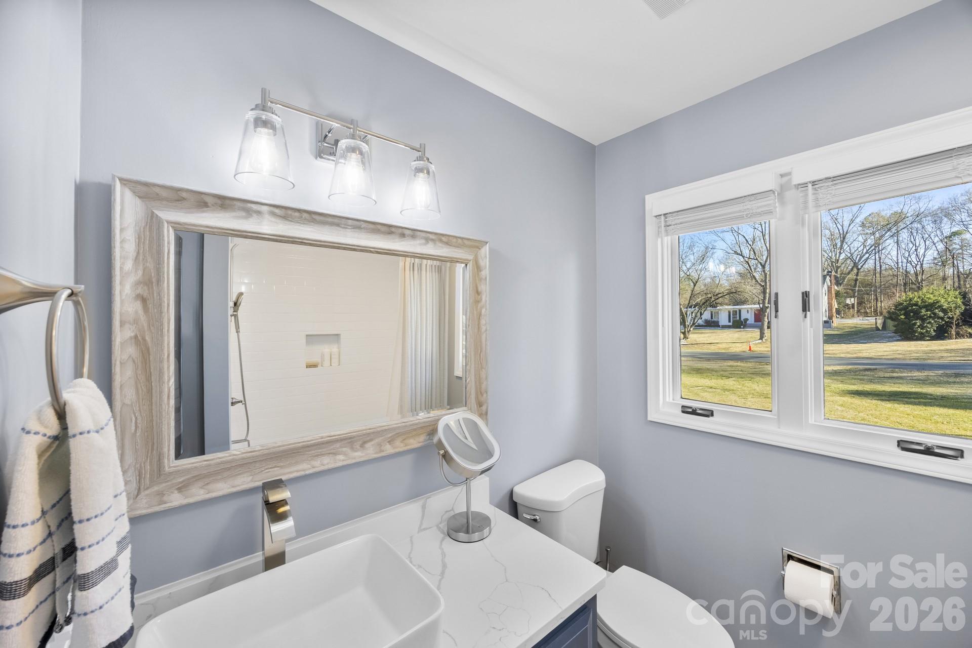 1419 Stoneyridge Drive — Charlotte