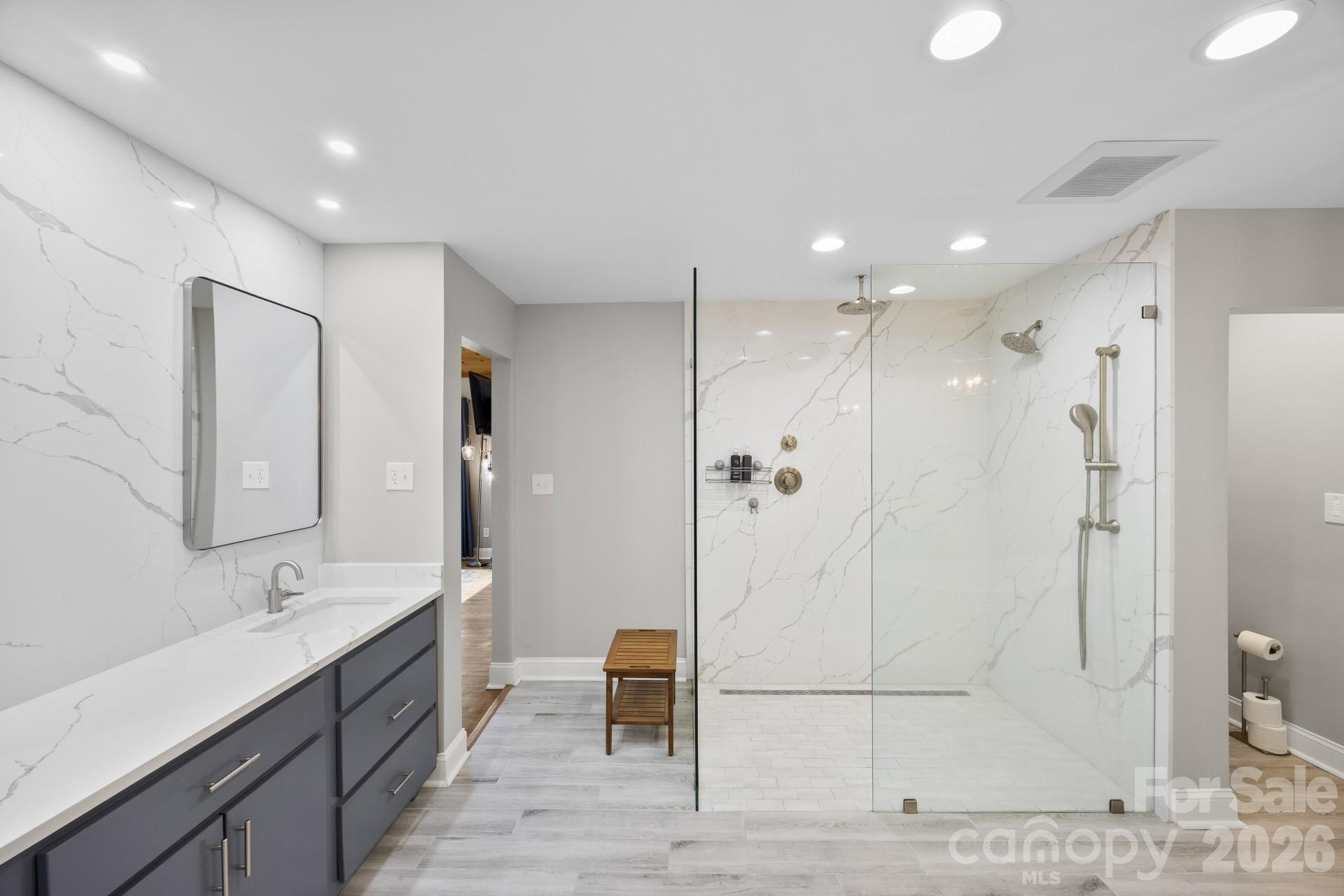 1419 Stoneyridge Drive — Charlotte
