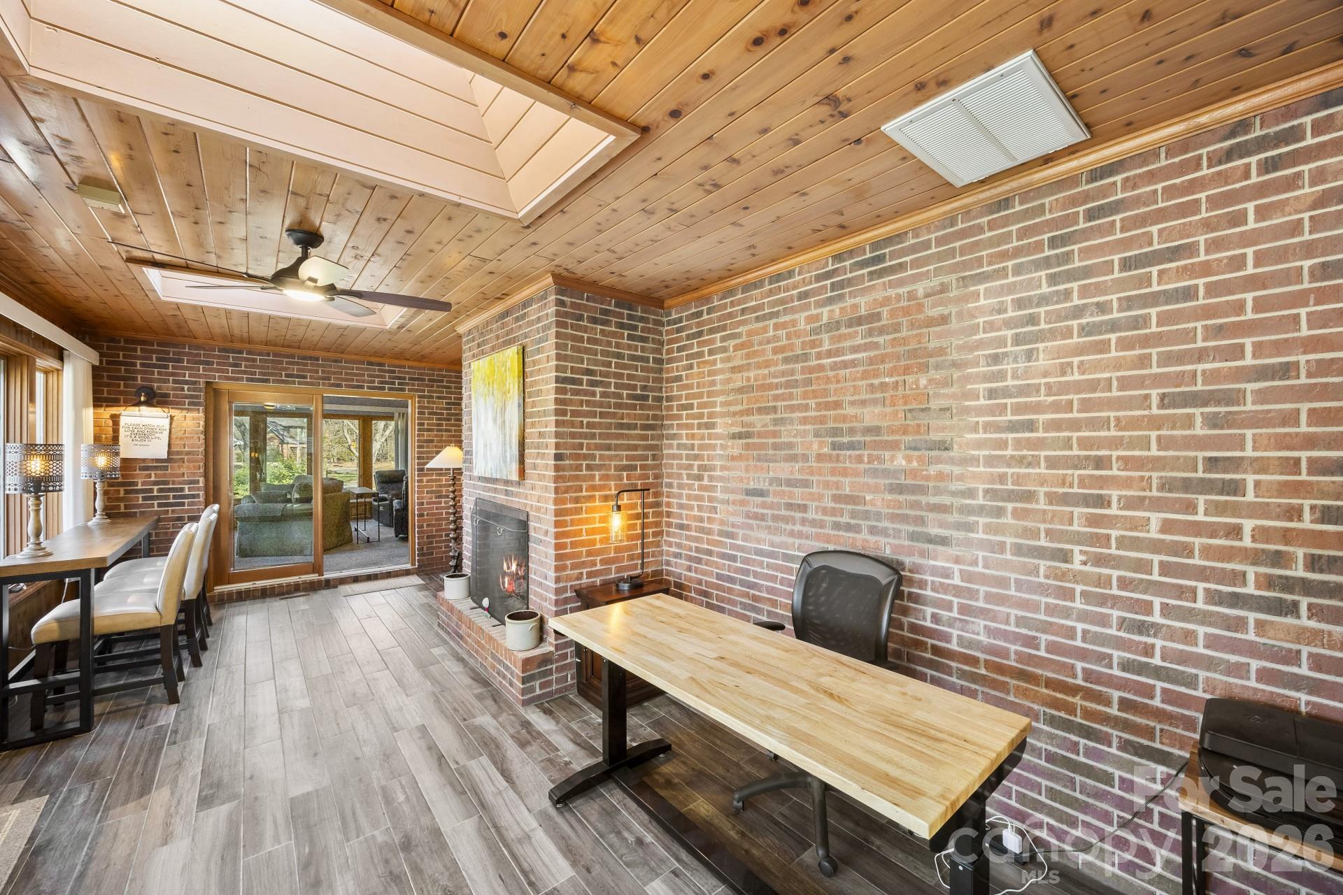 1419 Stoneyridge Drive — Charlotte