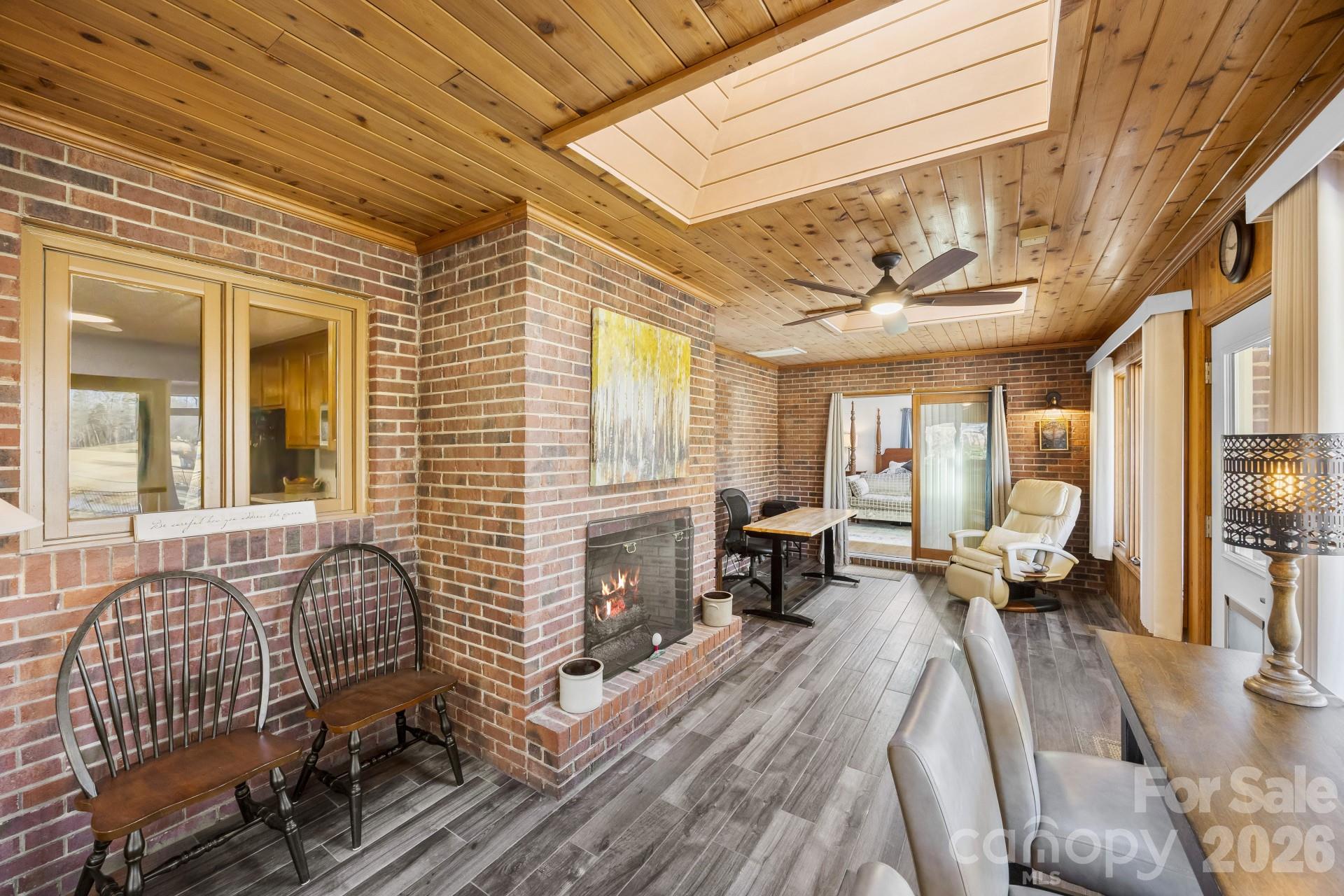 1419 Stoneyridge Drive — Charlotte