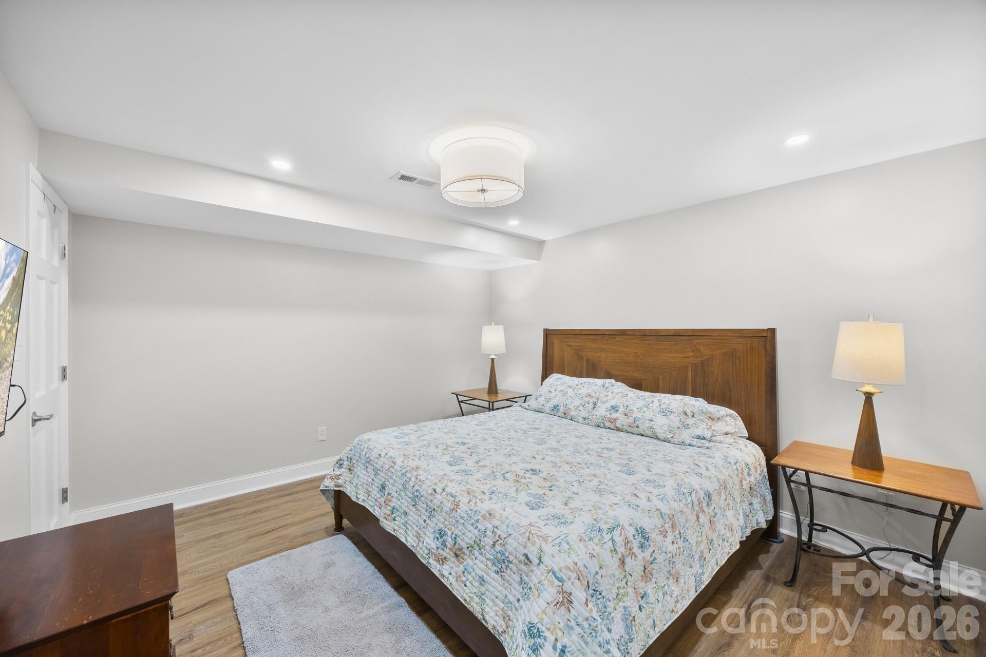1419 Stoneyridge Drive — Charlotte