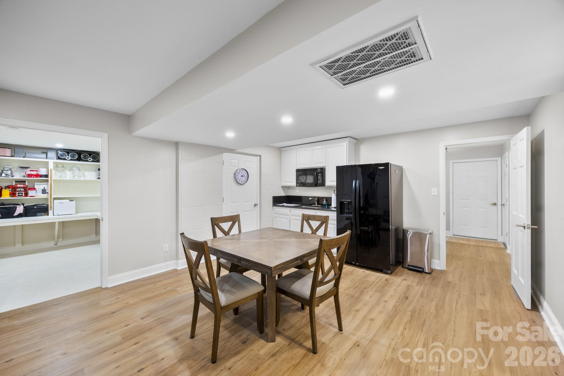 1419 Stoneyridge Drive — Charlotte
