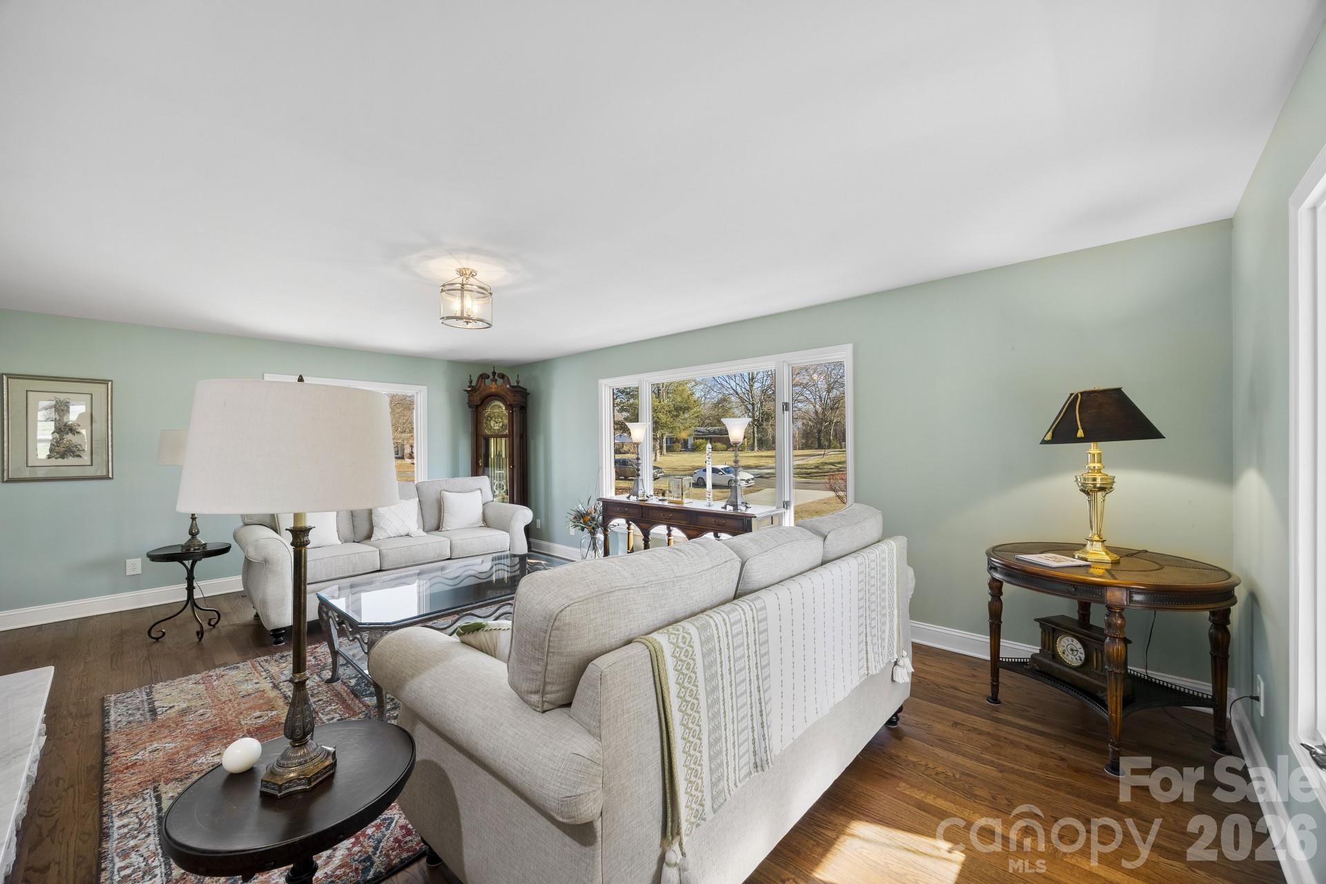 1419 Stoneyridge Drive — Charlotte