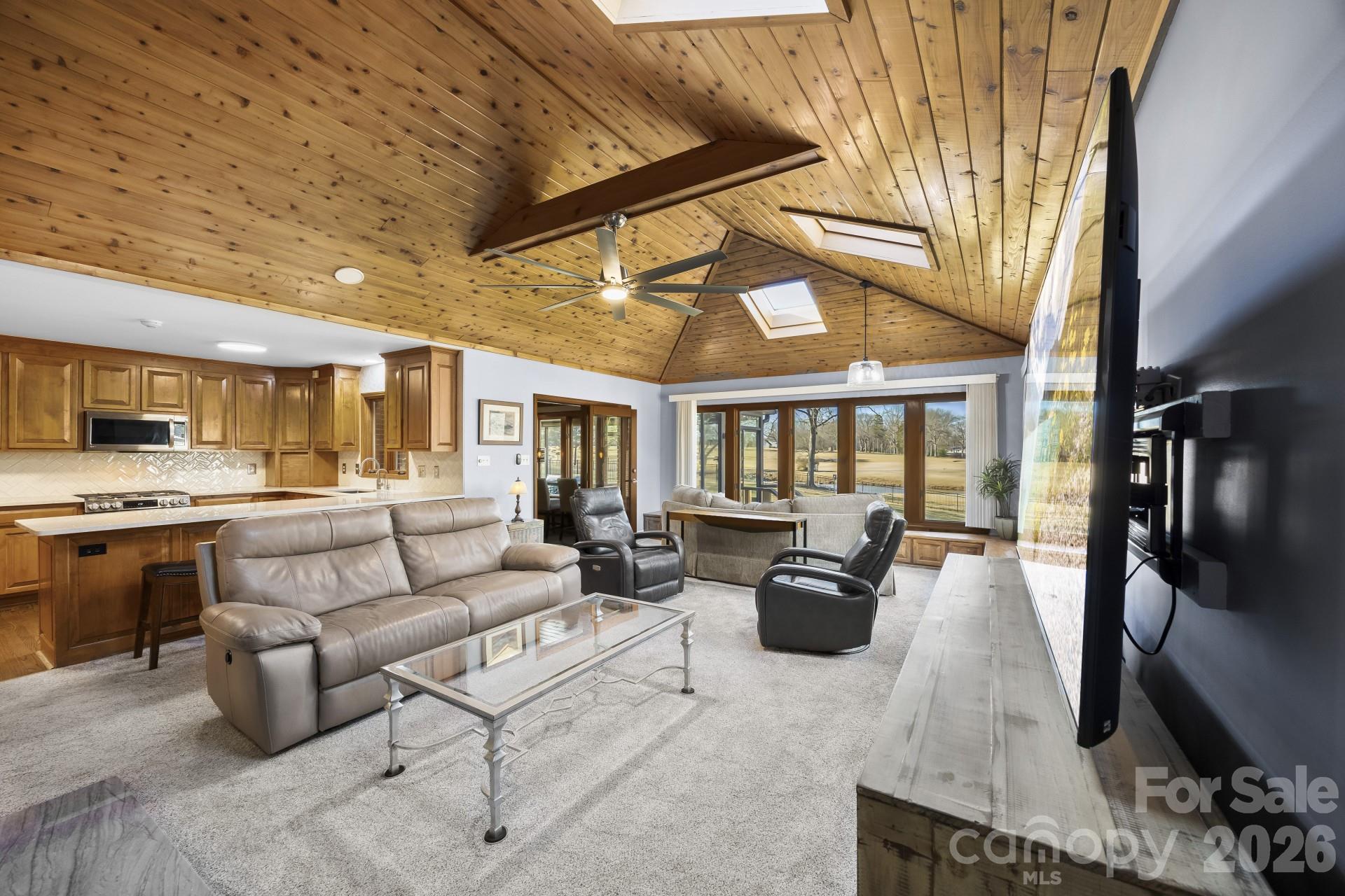 1419 Stoneyridge Drive — Charlotte