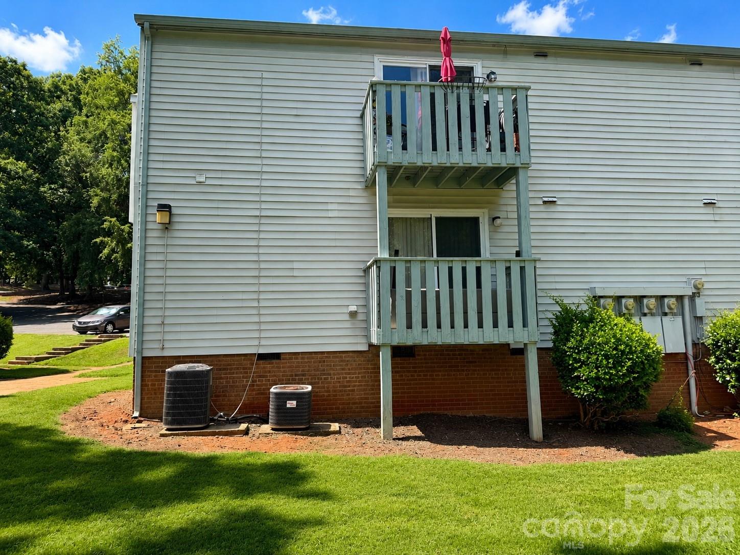 2014 Countrymens Court #60 — Charlotte