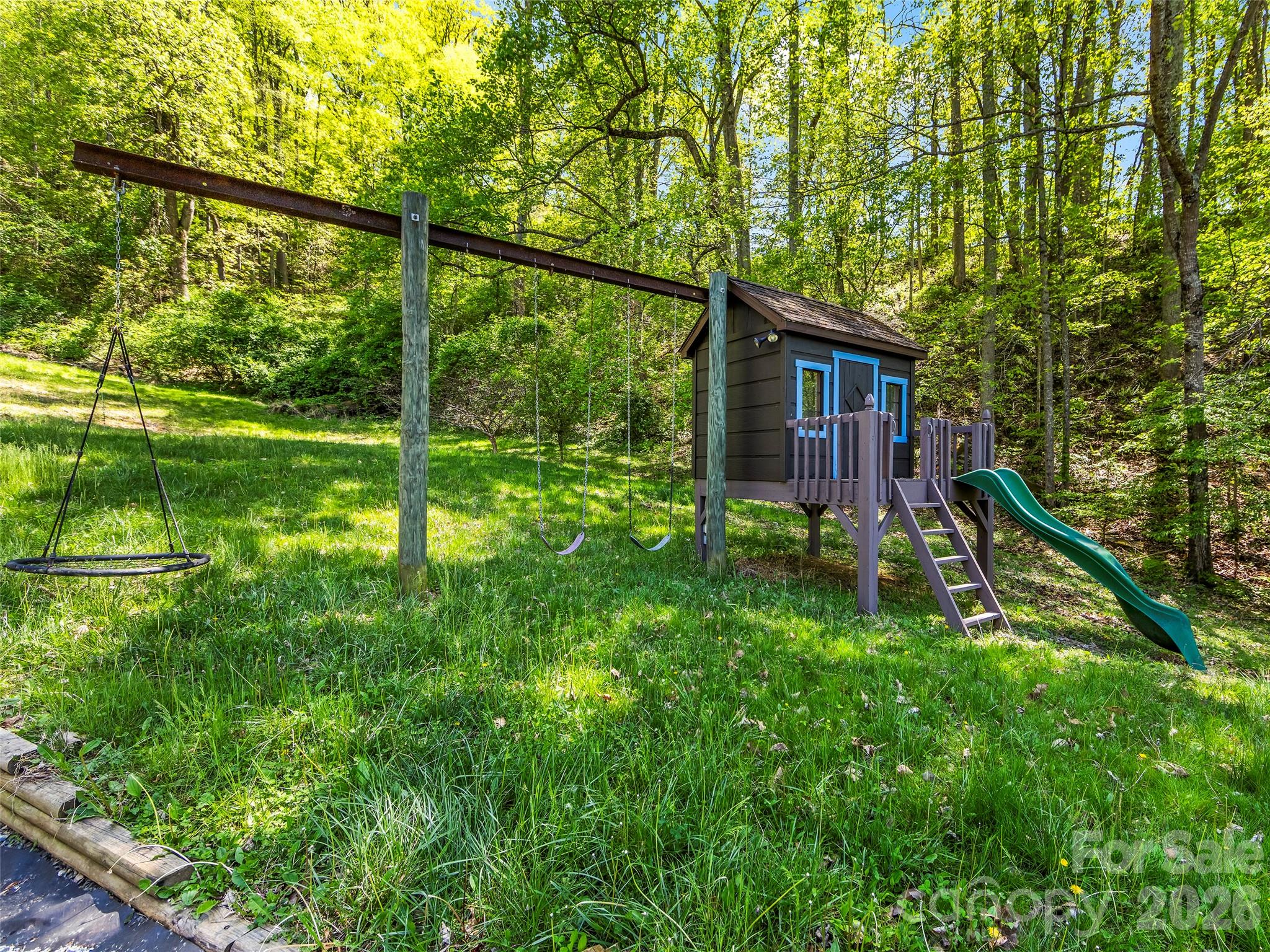 110 Mailon King Road — Leicester
