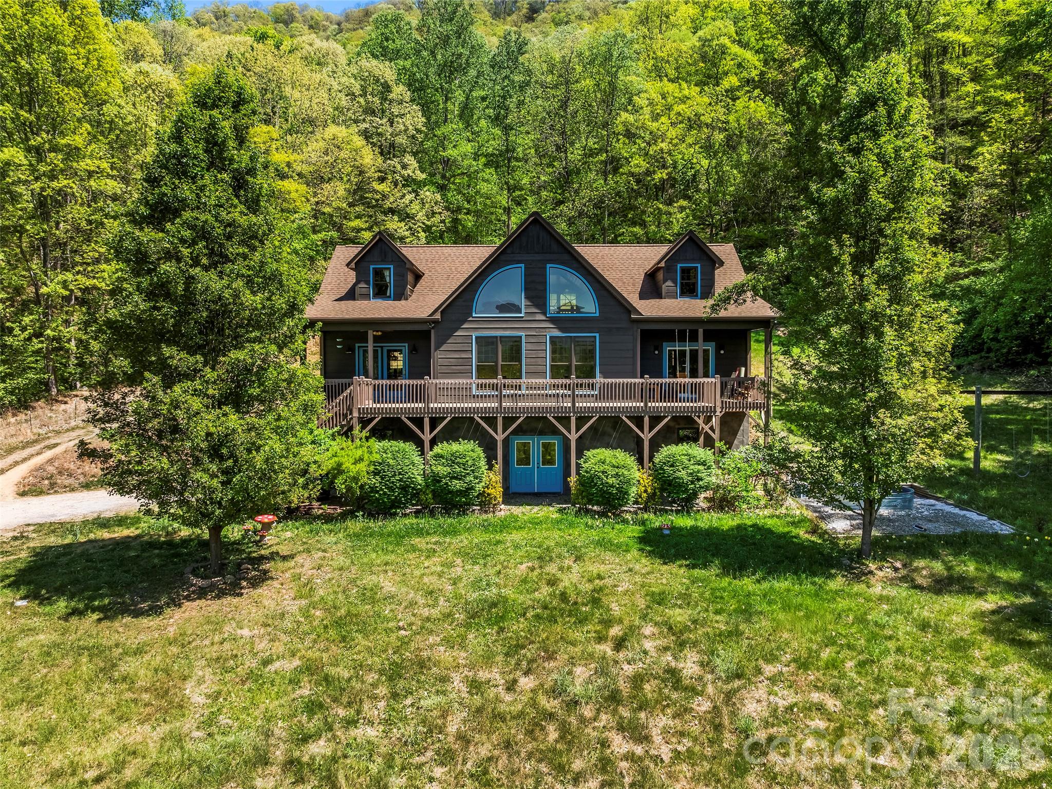 110 Mailon King Road — Leicester