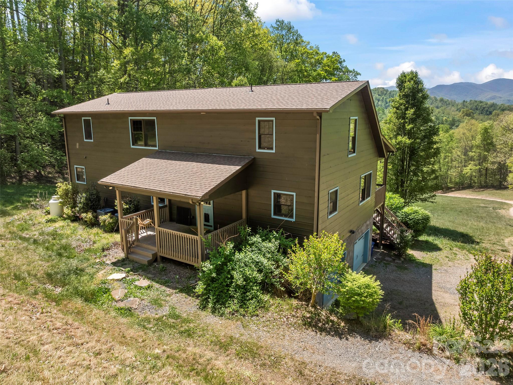 110 Mailon King Road — Leicester