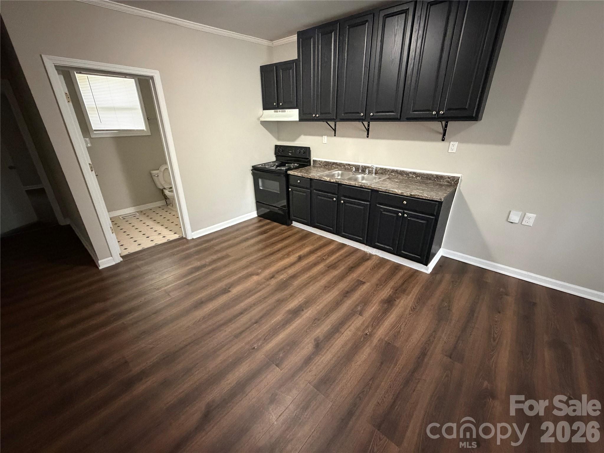 2037 S Pine Drive — Gastonia