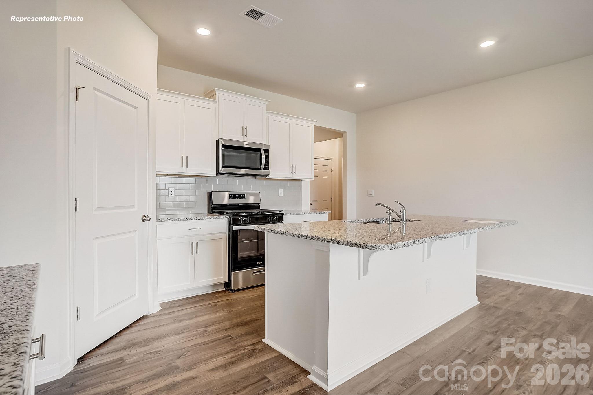 1028 Horizon Lane — Chester