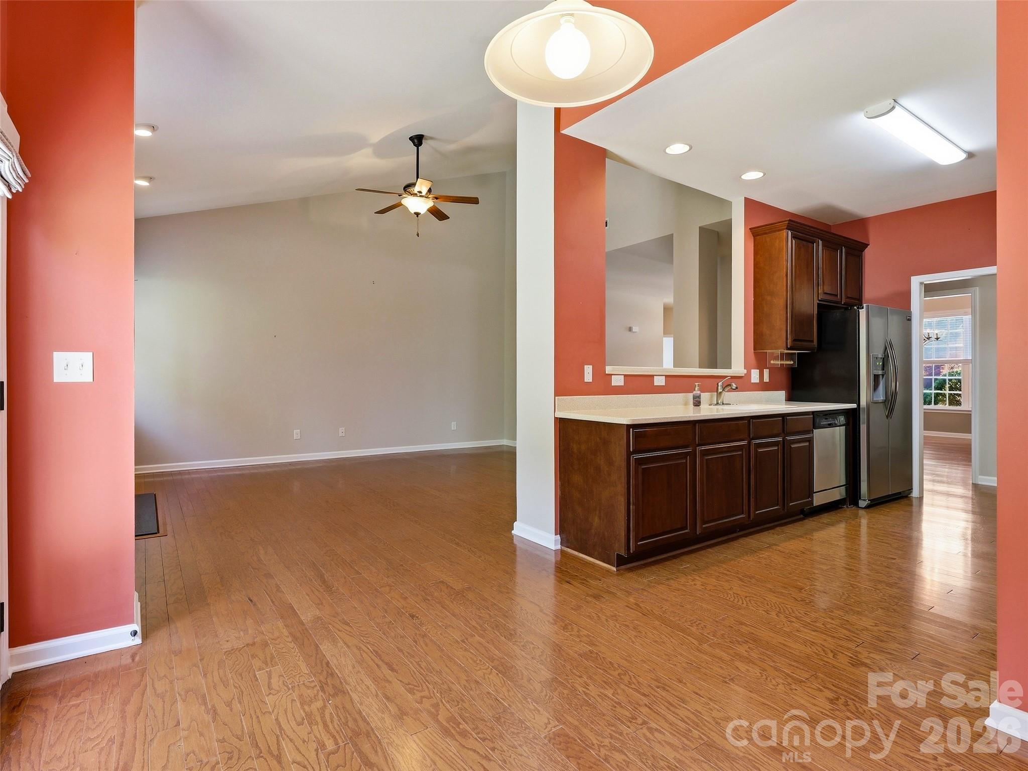 1 Breyerton Court — Asheville