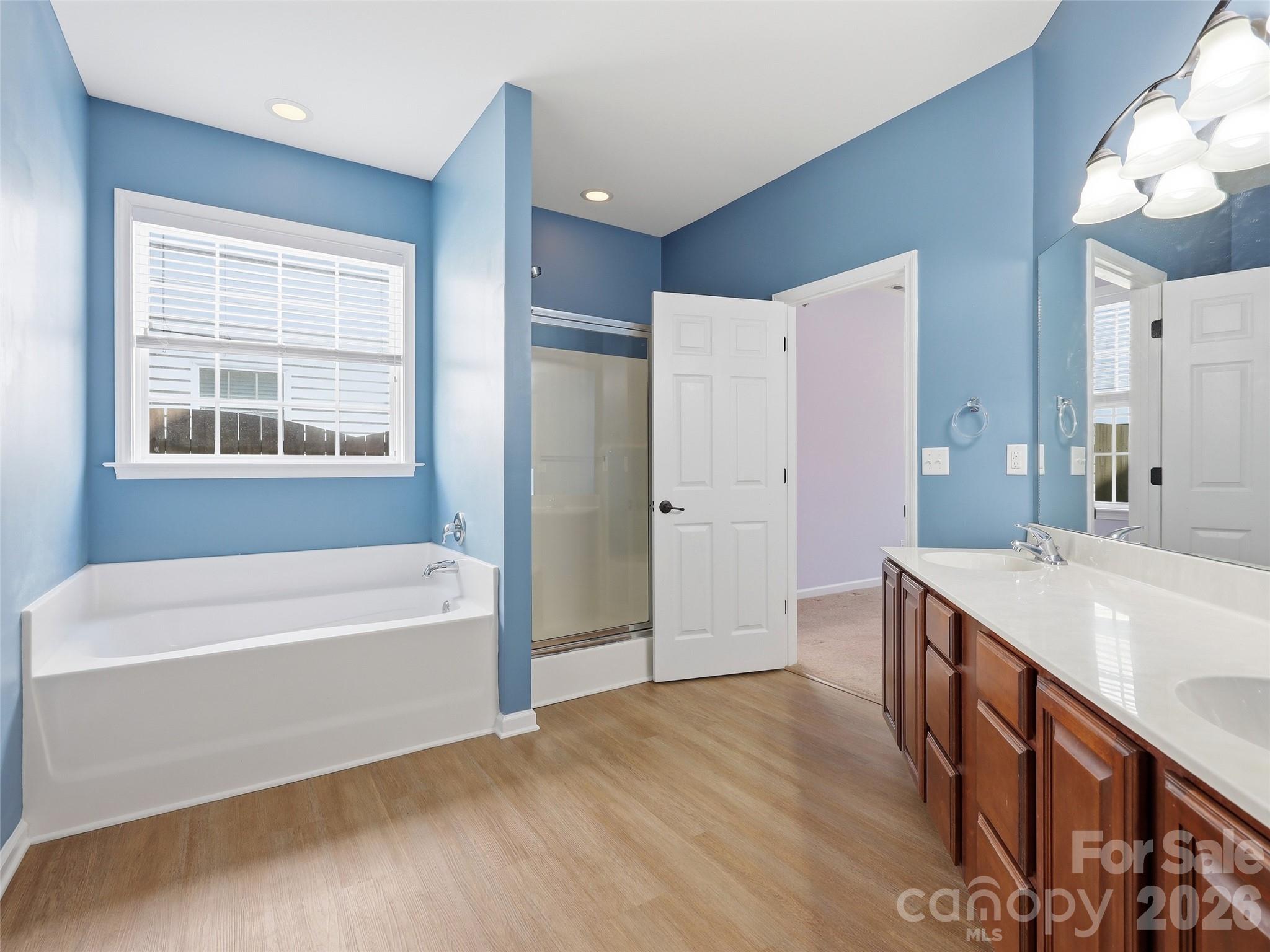 1 Breyerton Court — Asheville