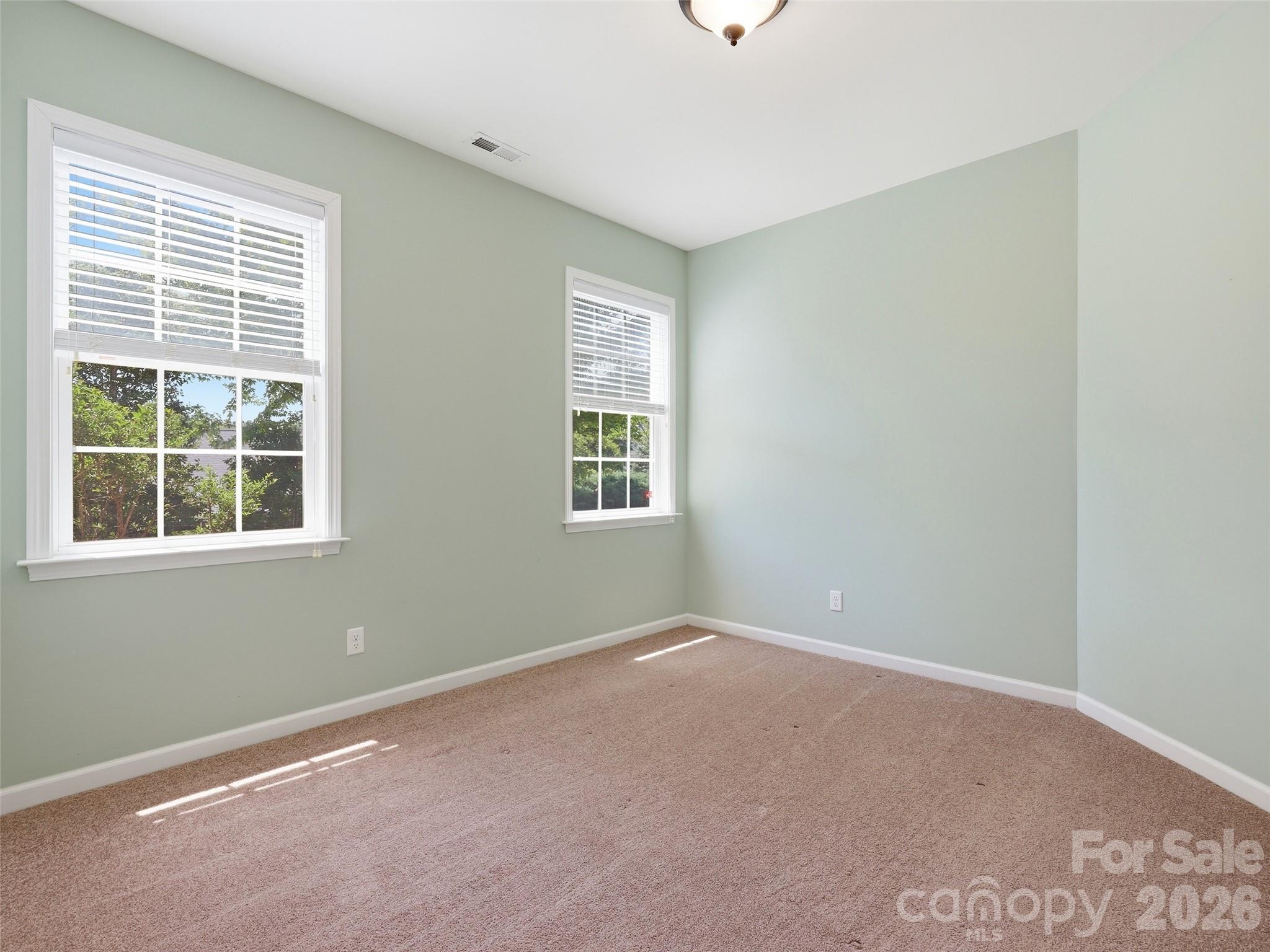 1 Breyerton Court — Asheville