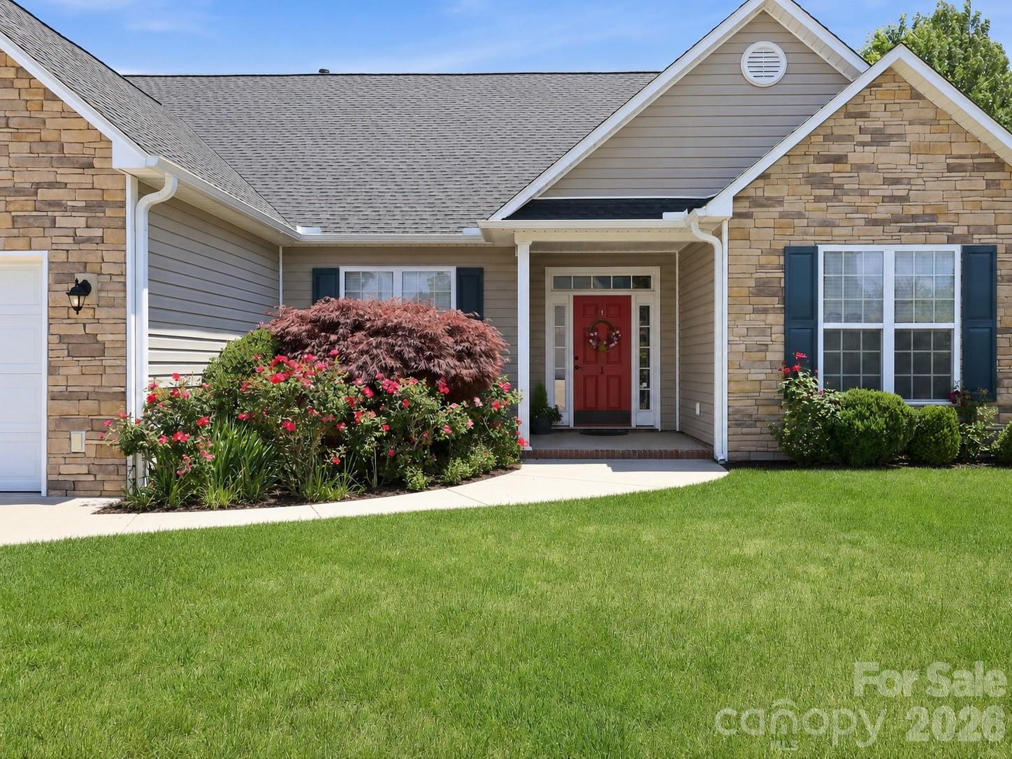 1 Breyerton Court — Asheville