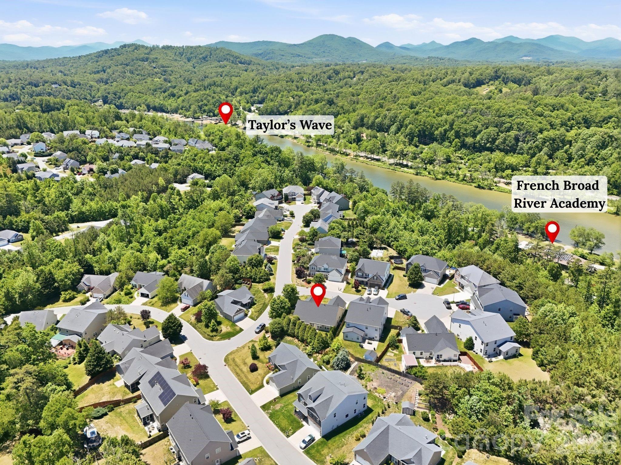 1 Breyerton Court — Asheville