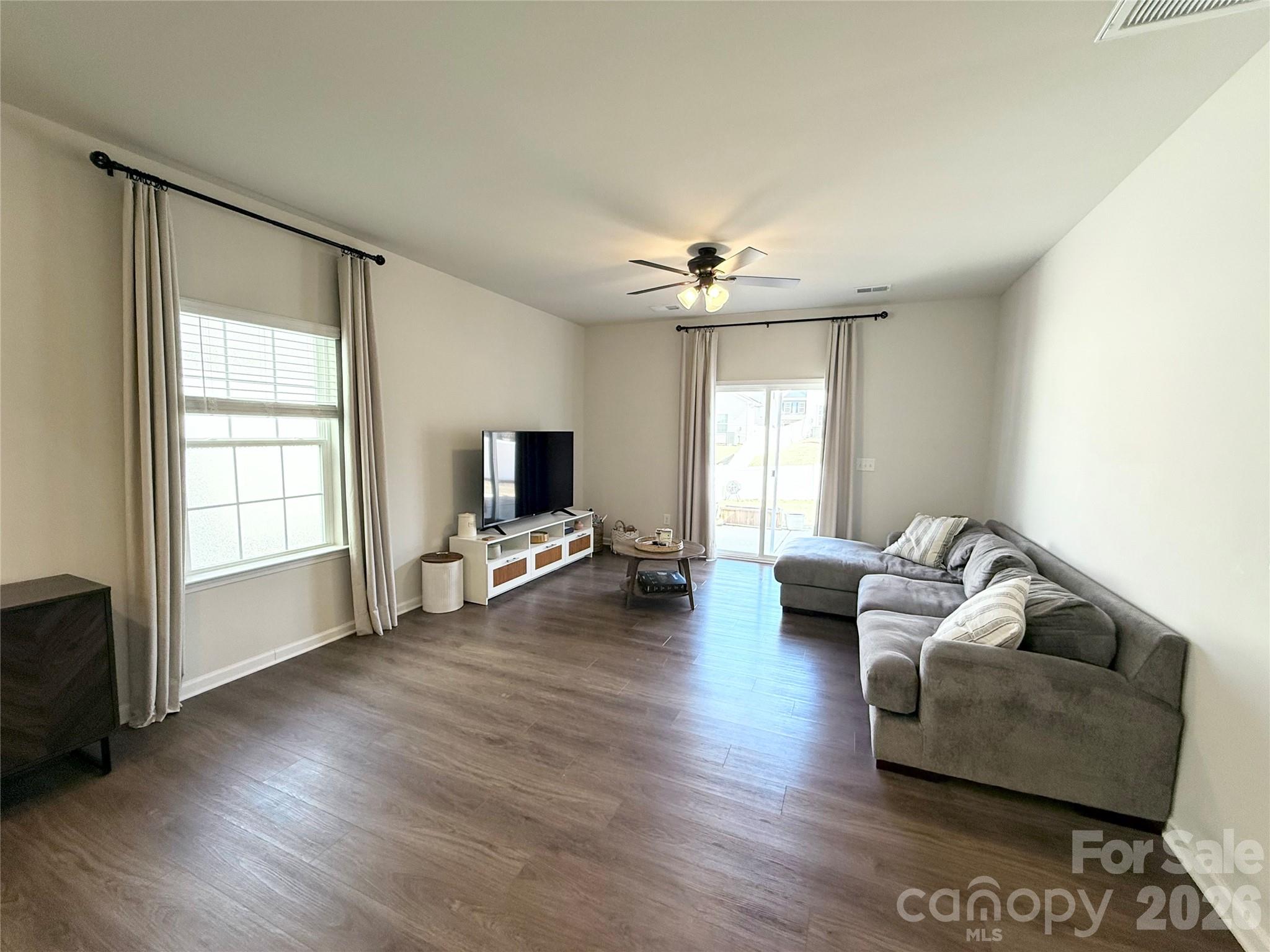 6570 Gopher Road — Lancaster