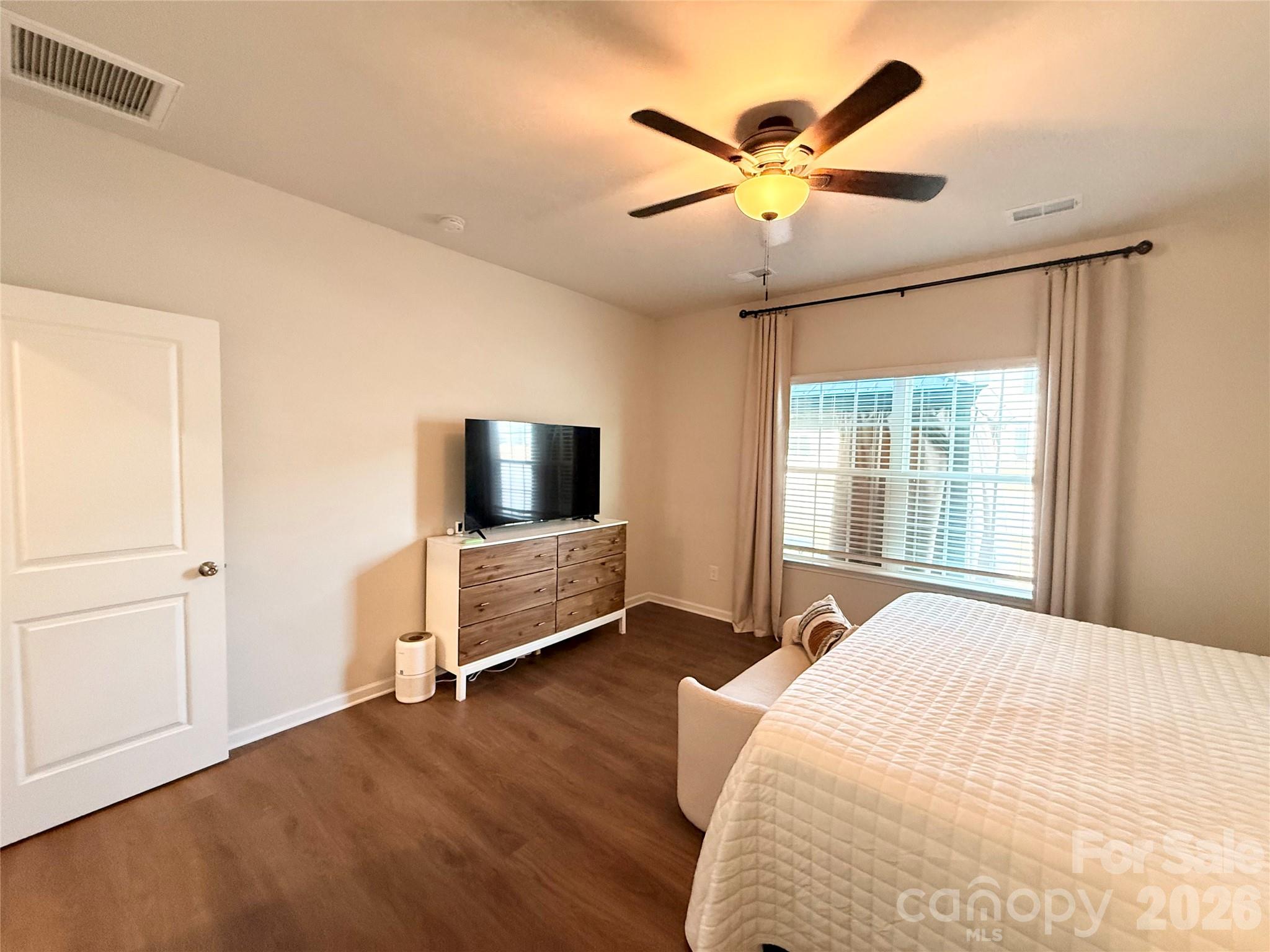 6570 Gopher Road — Lancaster