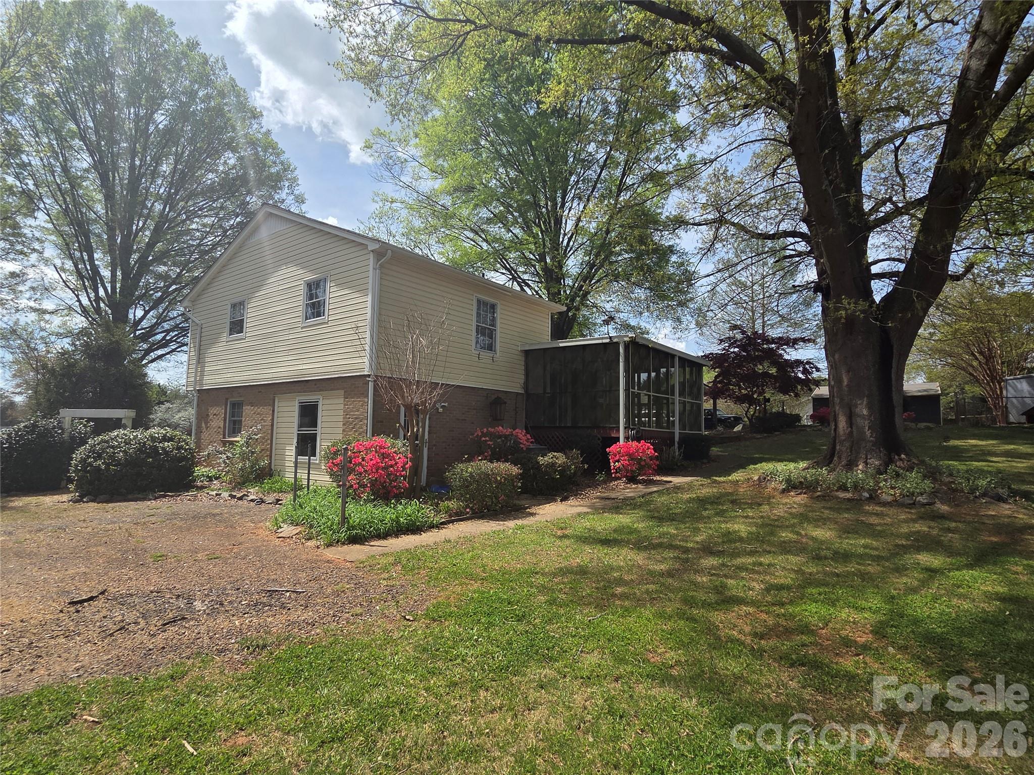 4709 Oakwood Circle — Gastonia