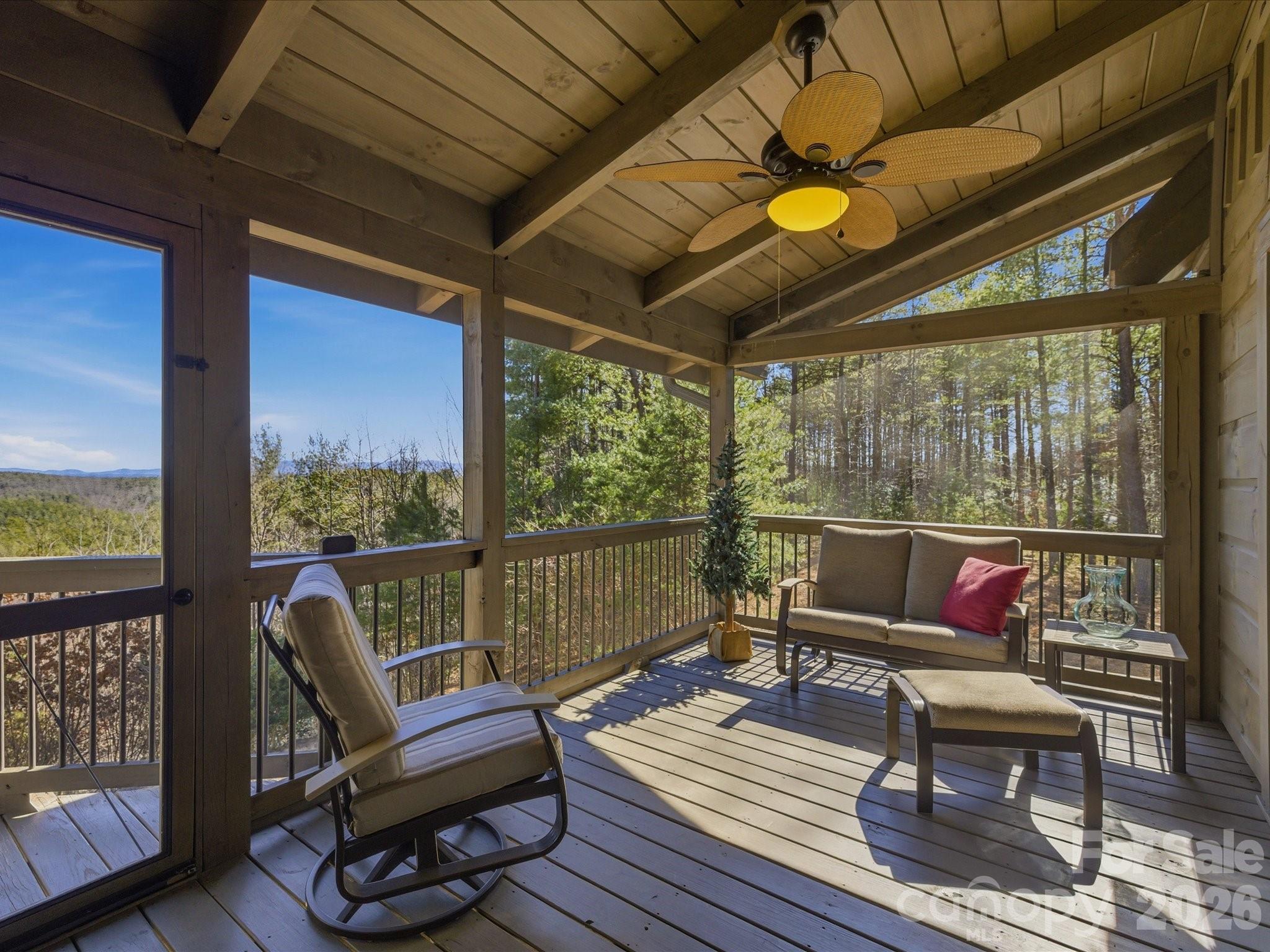1016 Horizon Trail — Nebo