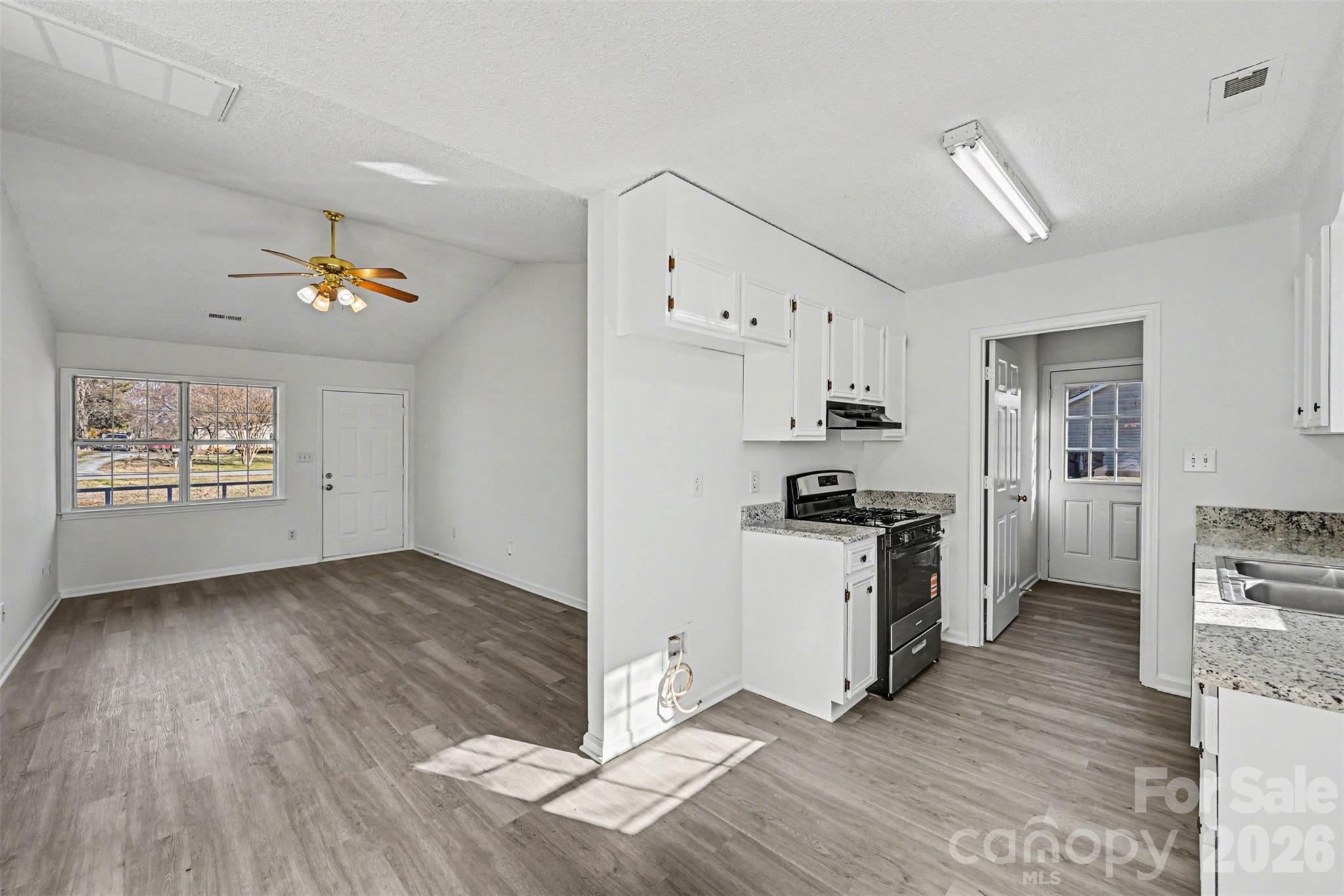 5009 Hampton Meadows Road — Monroe