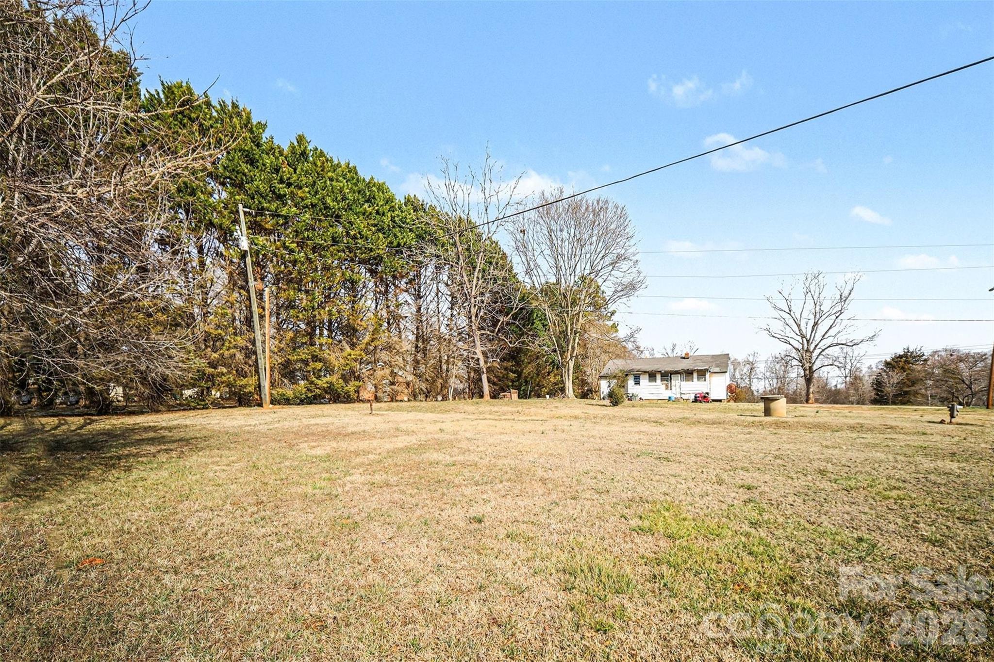 5191 Fewell Road — Clover
