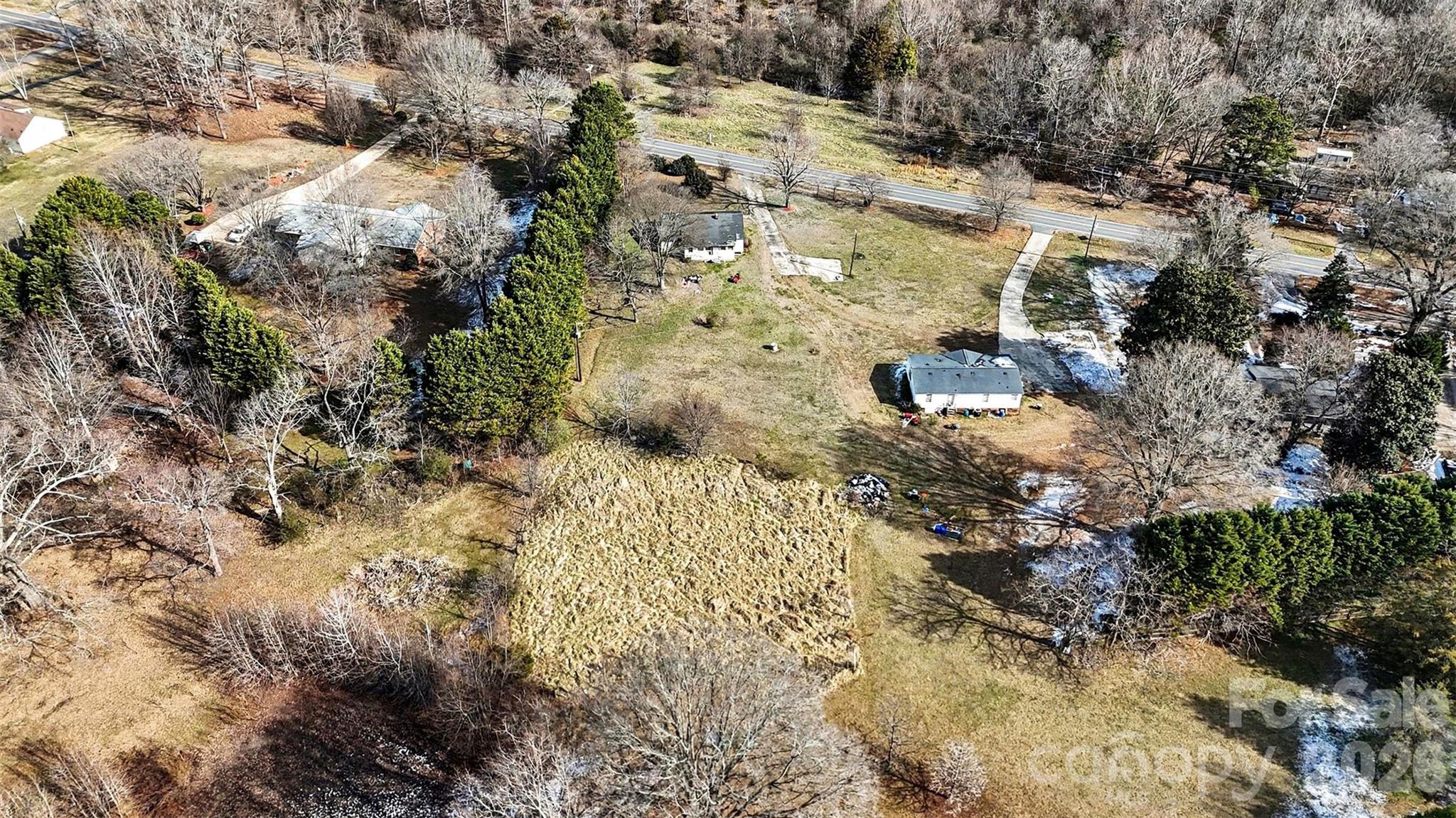 5191 Fewell Road — Clover