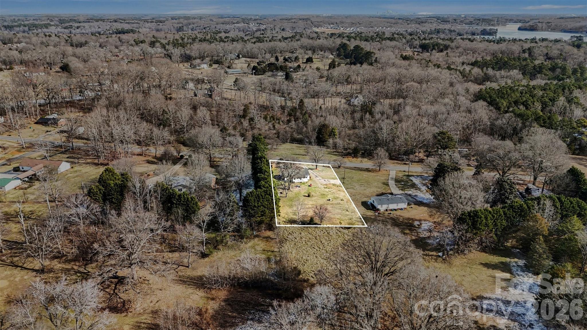 5191 Fewell Road — Clover