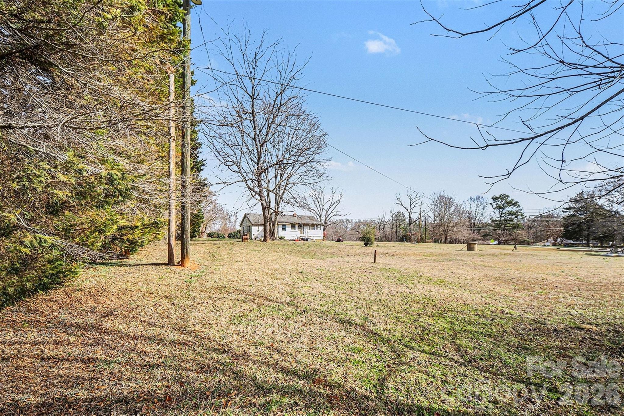 5191 Fewell Road — Clover