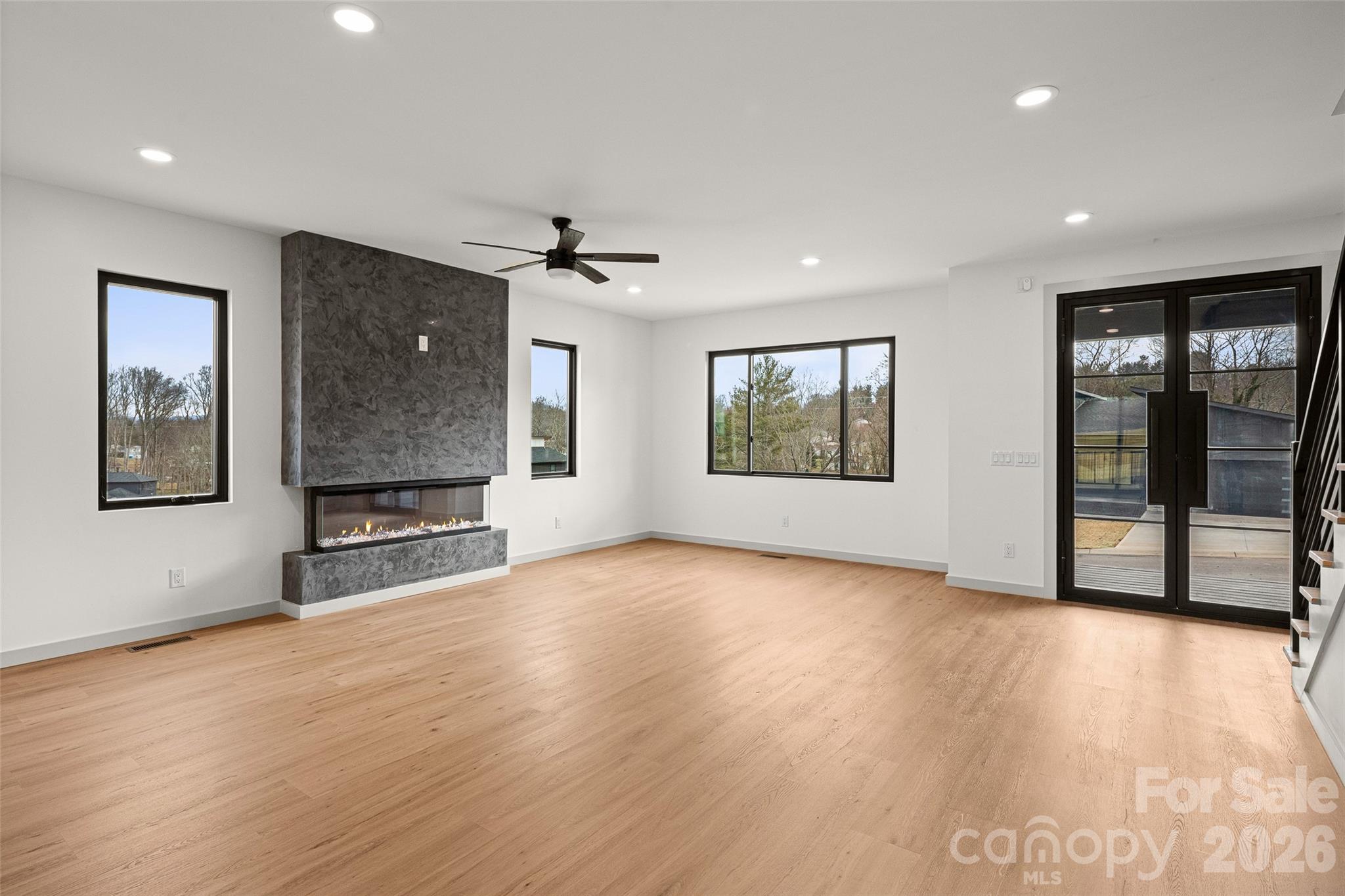 6 Scott Meadows Drive #33 — Asheville