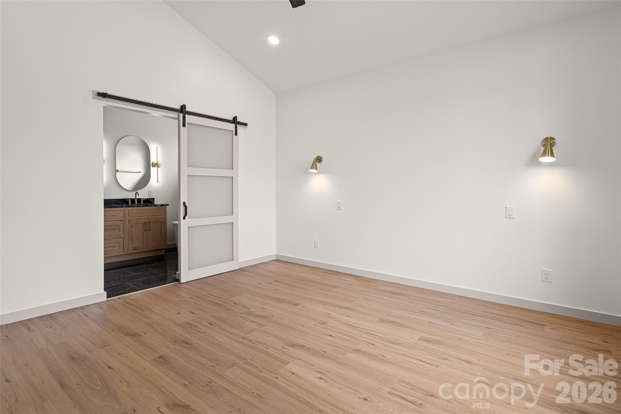 6 Scott Meadows Drive #33 — Asheville