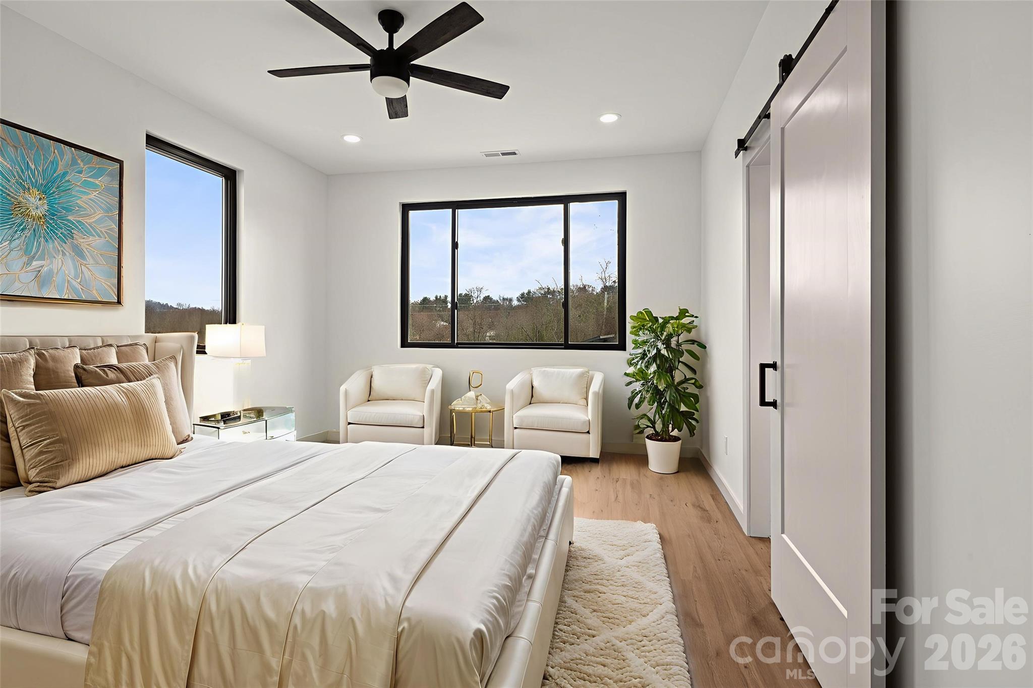 6 Scott Meadows Drive #33 — Asheville