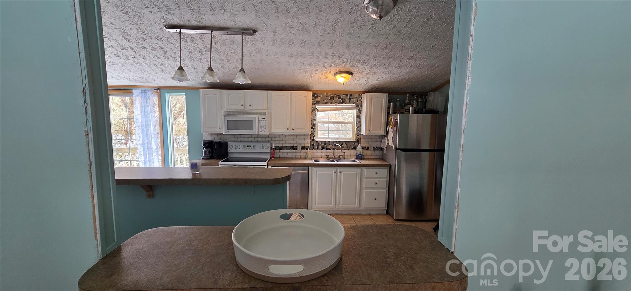 85 Vance Avenue — Black Mountain