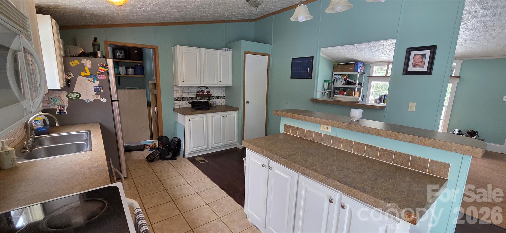 85 Vance Avenue — Black Mountain