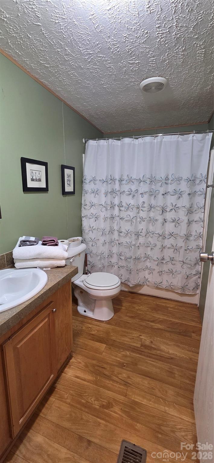 85 Vance Avenue — Black Mountain